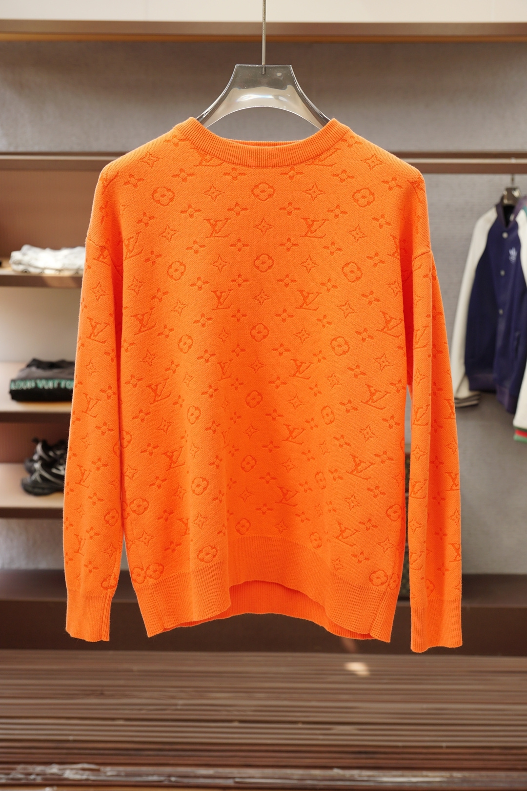 LV 路易威登-2025新款羊毛混纺套头圆领毛衣🎺🎺精超细提取面料制成，✨不扎不起球，1.1高级定制，完