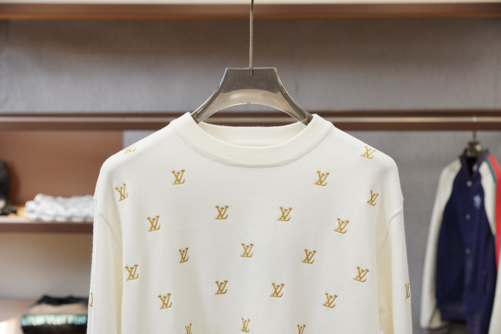 LV 路易威登-2025新款羊毛混纺套头圆领毛衣🎺🎺精超细提取面料制成，✨不扎不起球，1.1高级定制，完