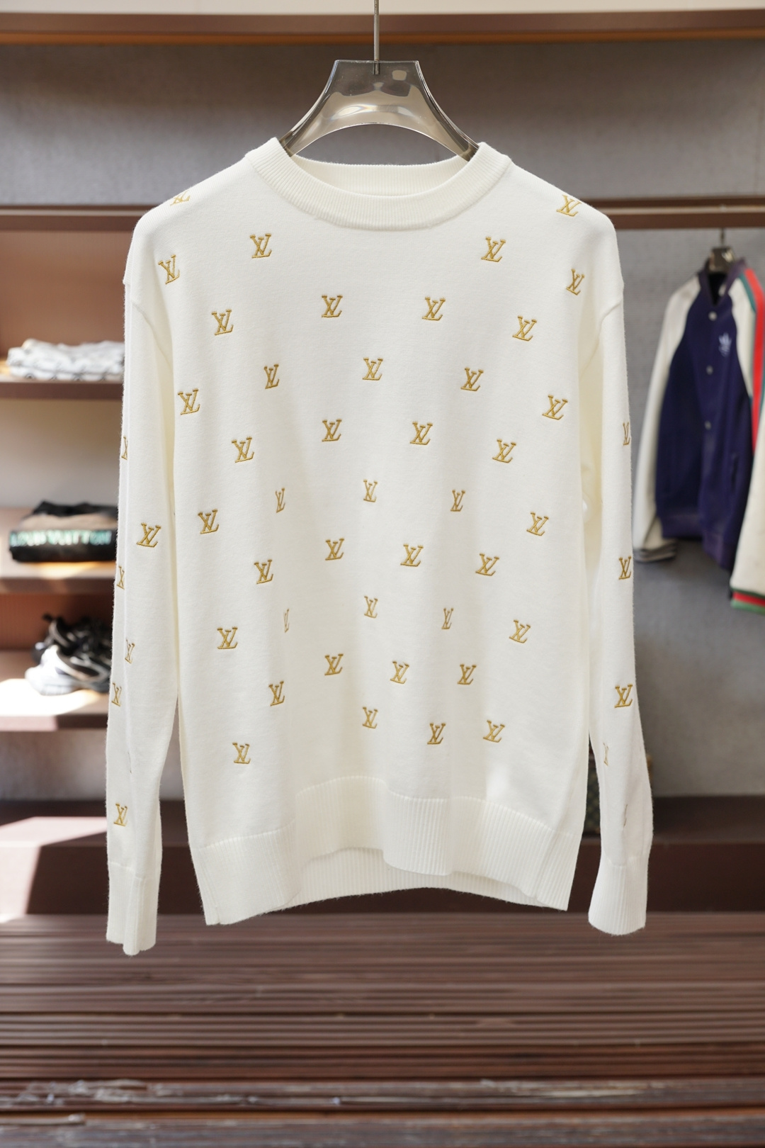 LV 路易威登-2025新款羊毛混纺套头圆领毛衣🎺🎺精超细提取面料制成，✨不扎不起球，1.1高级定制，完