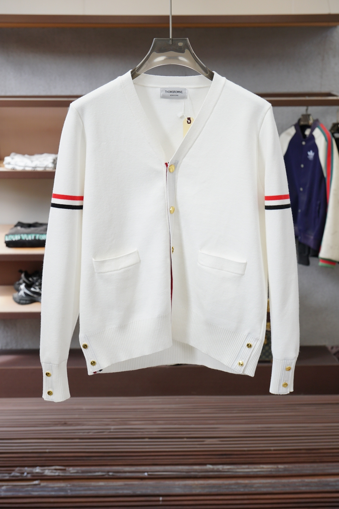 TB-2025新款羊毛混纺开衫拉链毛衣精超细提取面料制成，不扎不起球，1.1高级定制，完全还原原版，3D