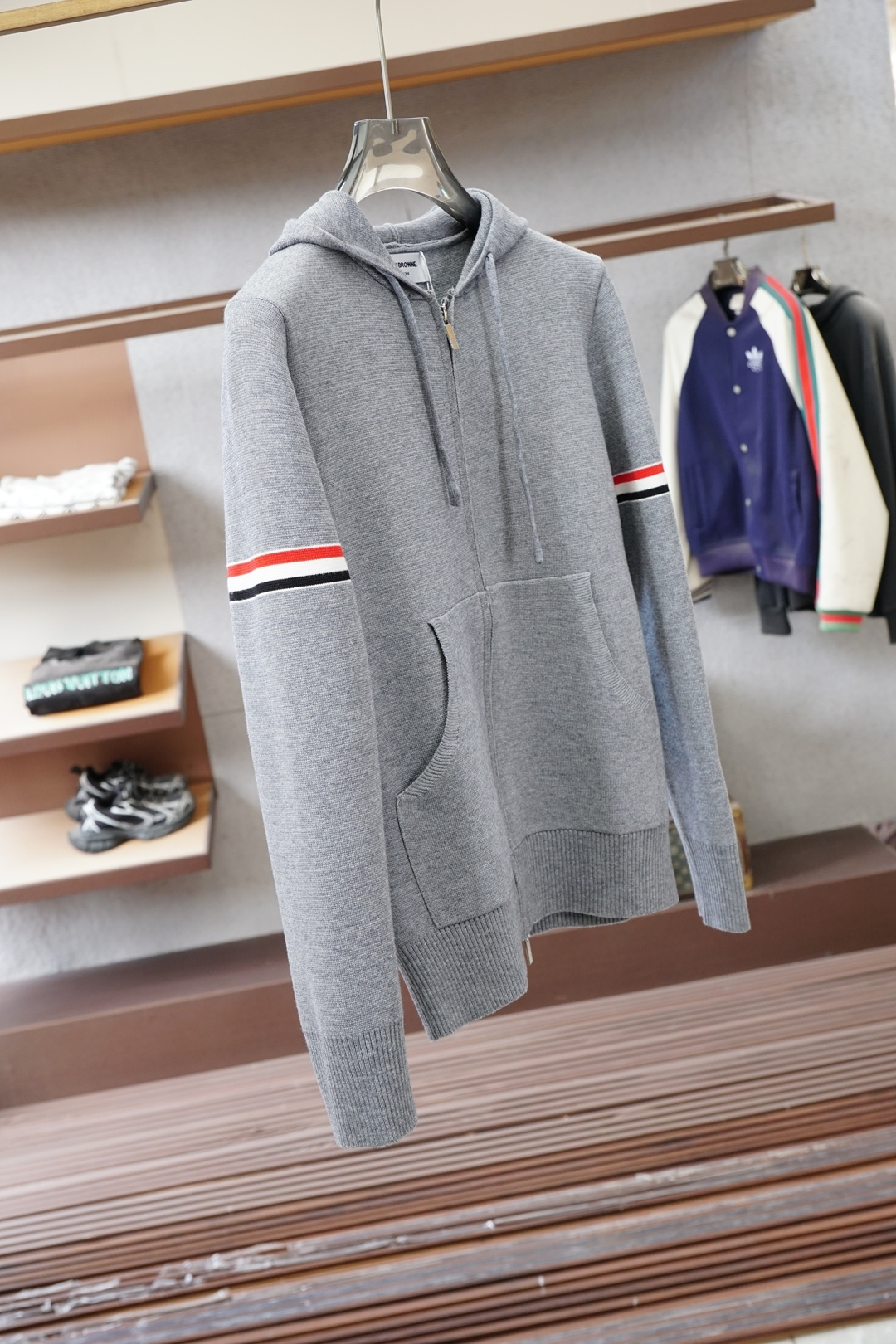 TB-2025新款羊毛混纺开衫拉链连帽毛衣精超细提取面料制成，不扎不起球，1.1高级定制，完全还原原版，