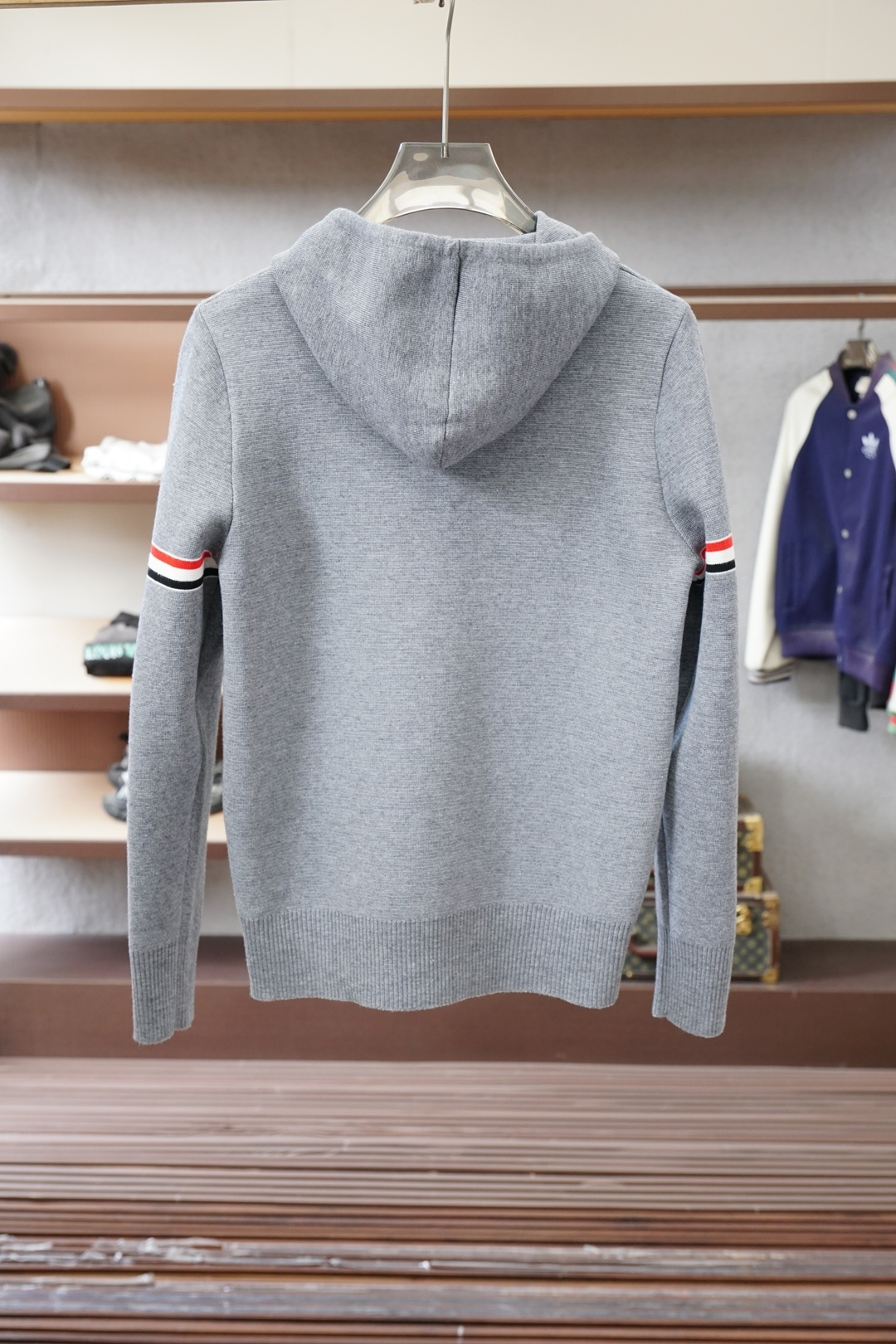 TB-2025新款羊毛混纺开衫拉链连帽毛衣精超细提取面料制成，不扎不起球，1.1高级定制，完全还原原版，