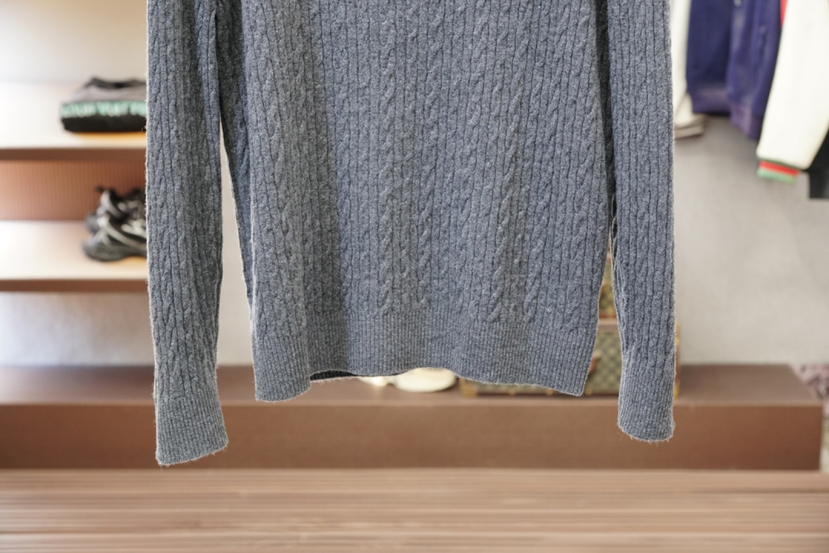 lP🆕-2025秋冬新款高货小高领毛衣！老前风，低调奢华，优质羊毛➕羊绒☀️☀️简约而不简单。休闲圆领款