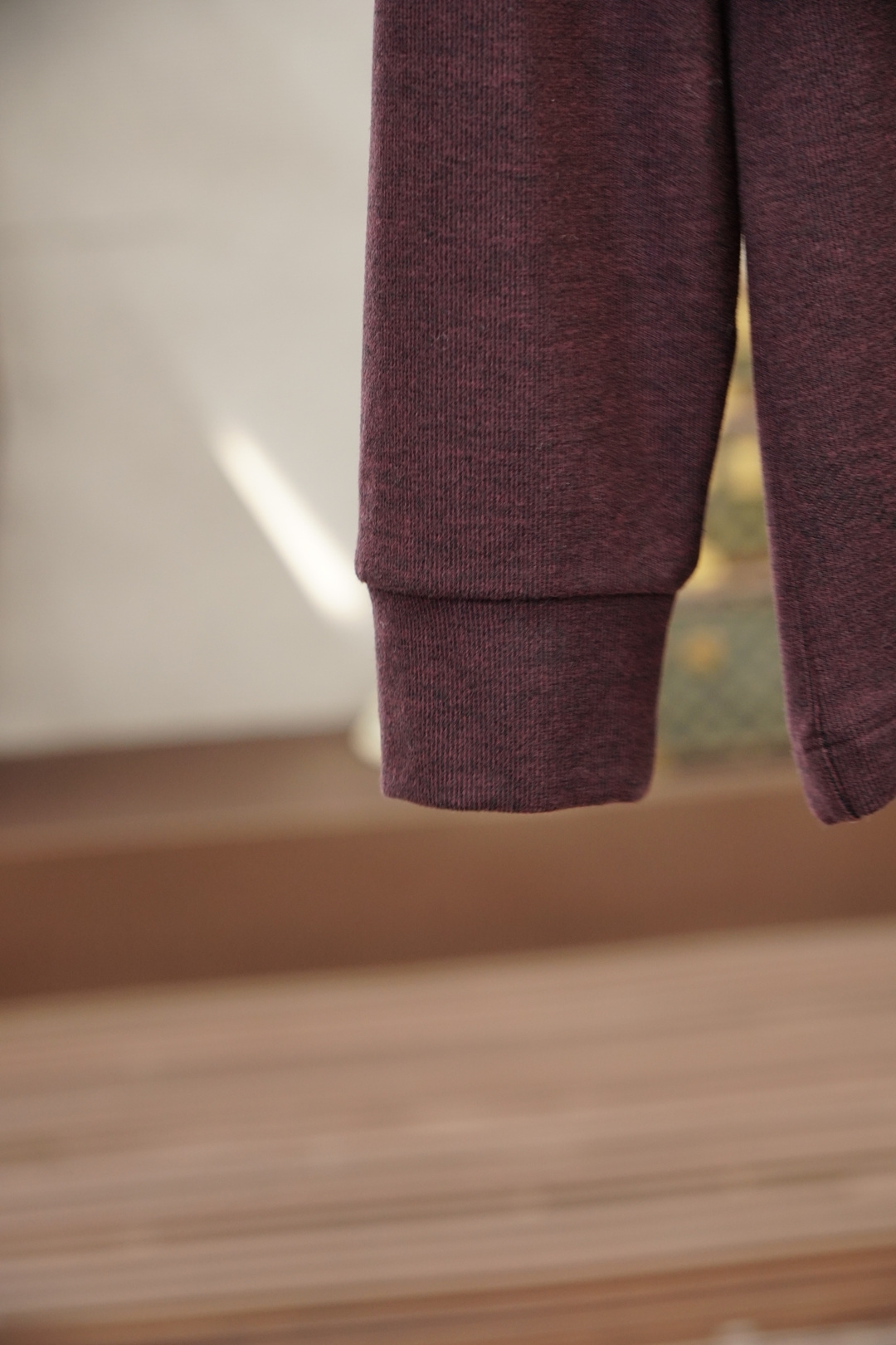 BBR巴宝莉/2025 秋冬 高货羊绒打底衫保暖性巨强，一件顶几件。简奢休闲风轻奢纯色刺绣Logo打底衫