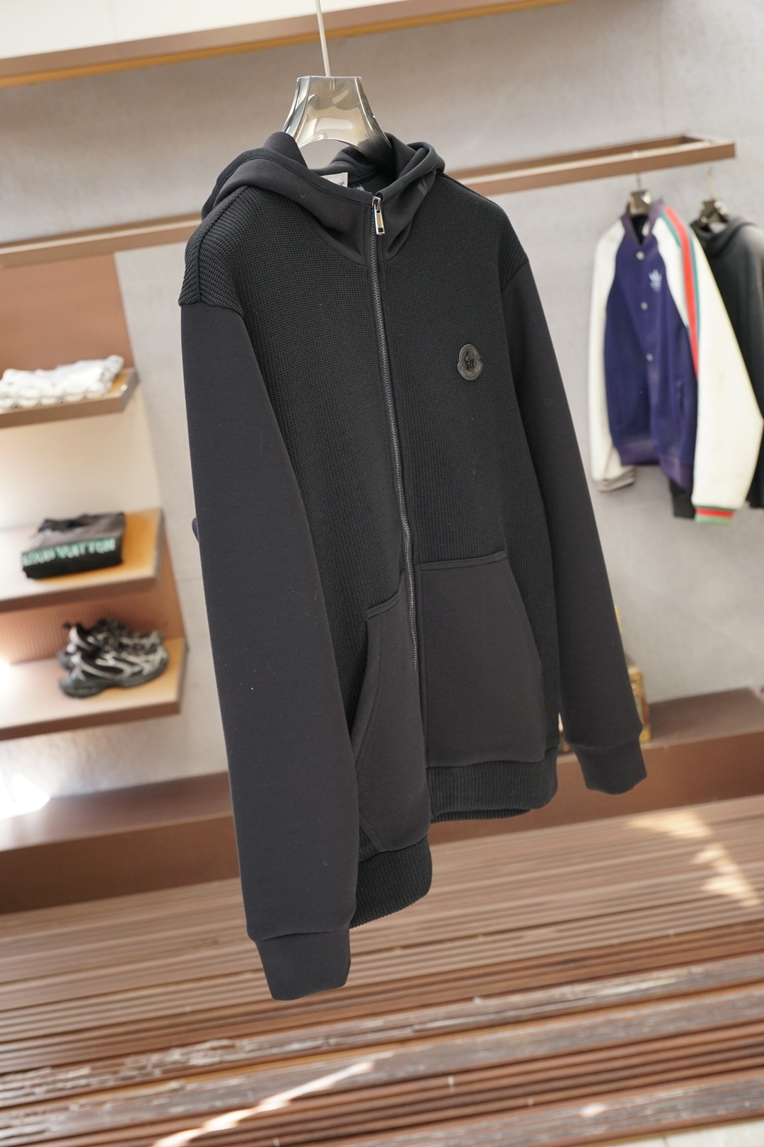 蒙口-2025秋冬新款连帽拉链针织羊毛卫衣外套。优质针织棉➕羊毛，简约而不简单。休闲圆领款式，日常搭配出