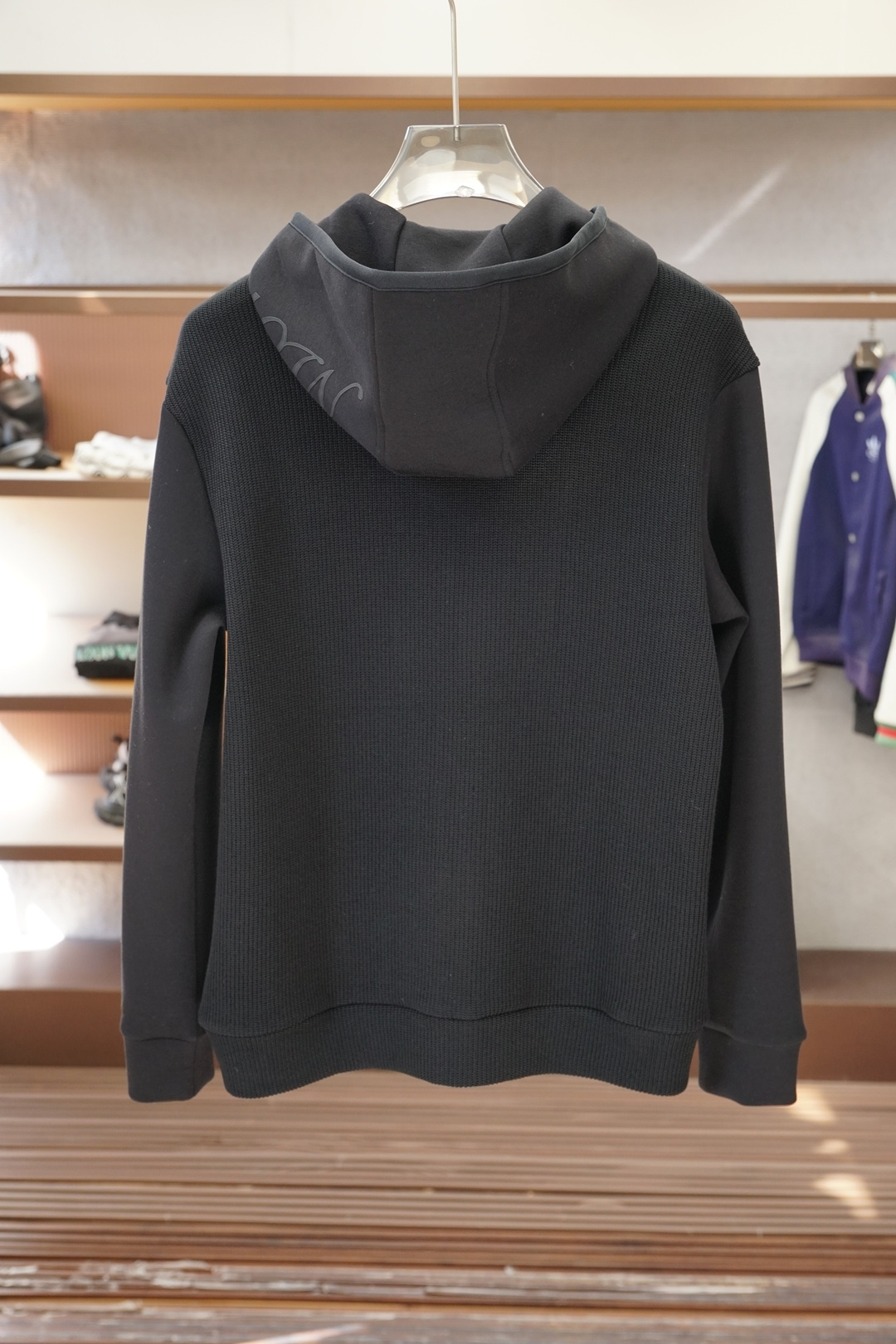 蒙口-2025秋冬新款连帽拉链针织羊毛卫衣外套。优质针织棉➕羊毛，简约而不简单。休闲圆领款式，日常搭配出