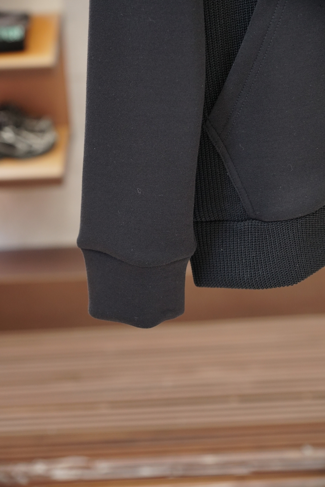 蒙口-2025秋冬新款连帽拉链针织羊毛卫衣外套。优质针织棉➕羊毛，简约而不简单。休闲圆领款式，日常搭配出