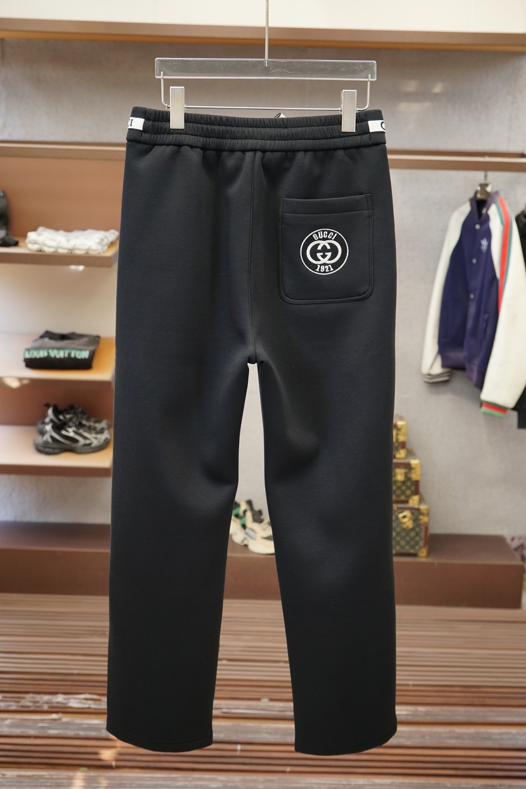 Gucci古奇-25秋冬 🌟🌟男士精品休闲裤.意大利🇮🇹进口面料，最新款上身版型无敌正!绝对可以闭眼收的