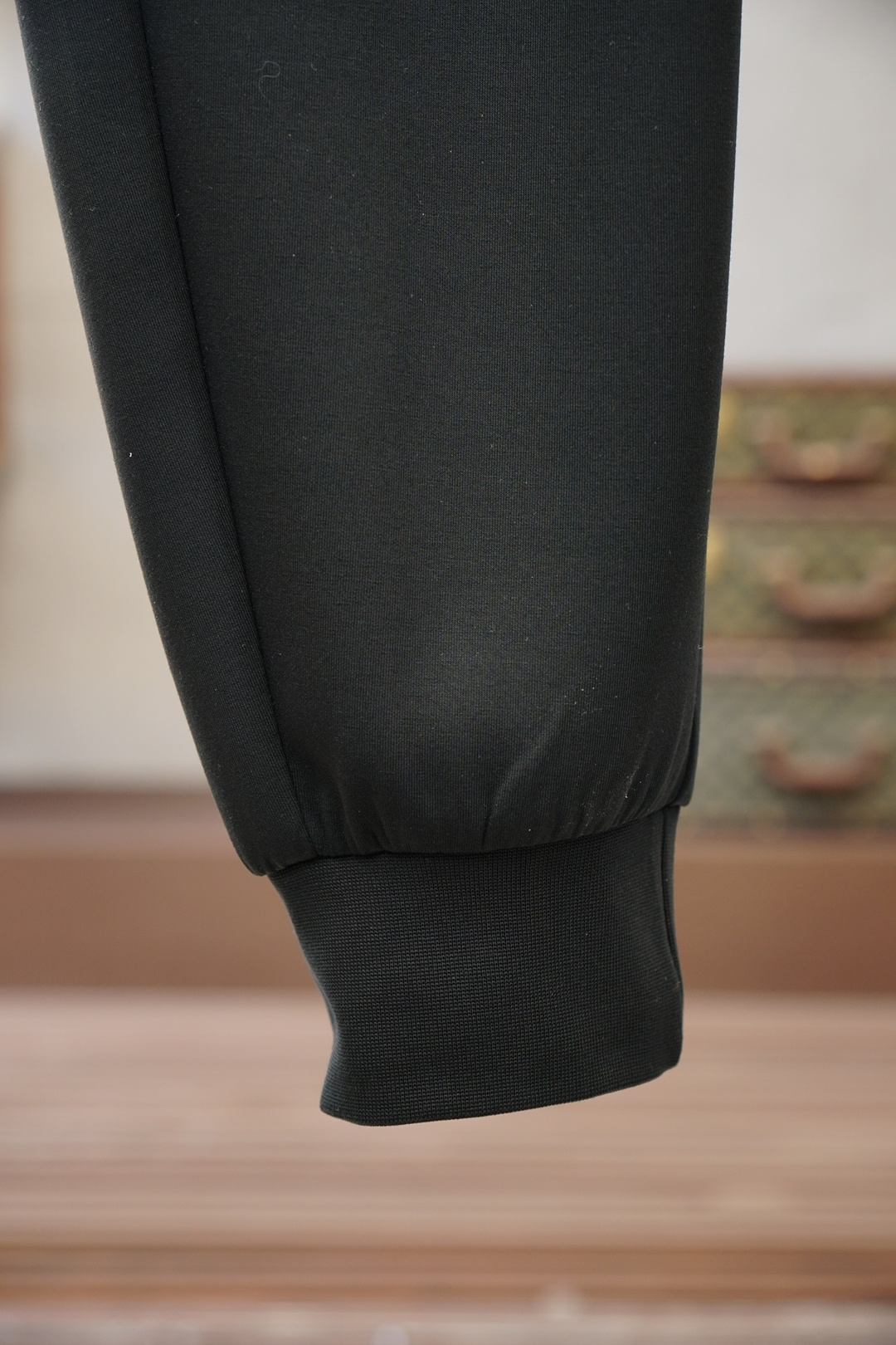 始祖鸟/25秋冬 🌟🌟男士精品休闲裤.意大利🇮🇹进口面料，最新款上身版型无敌正!绝对可以闭眼收的一款此款