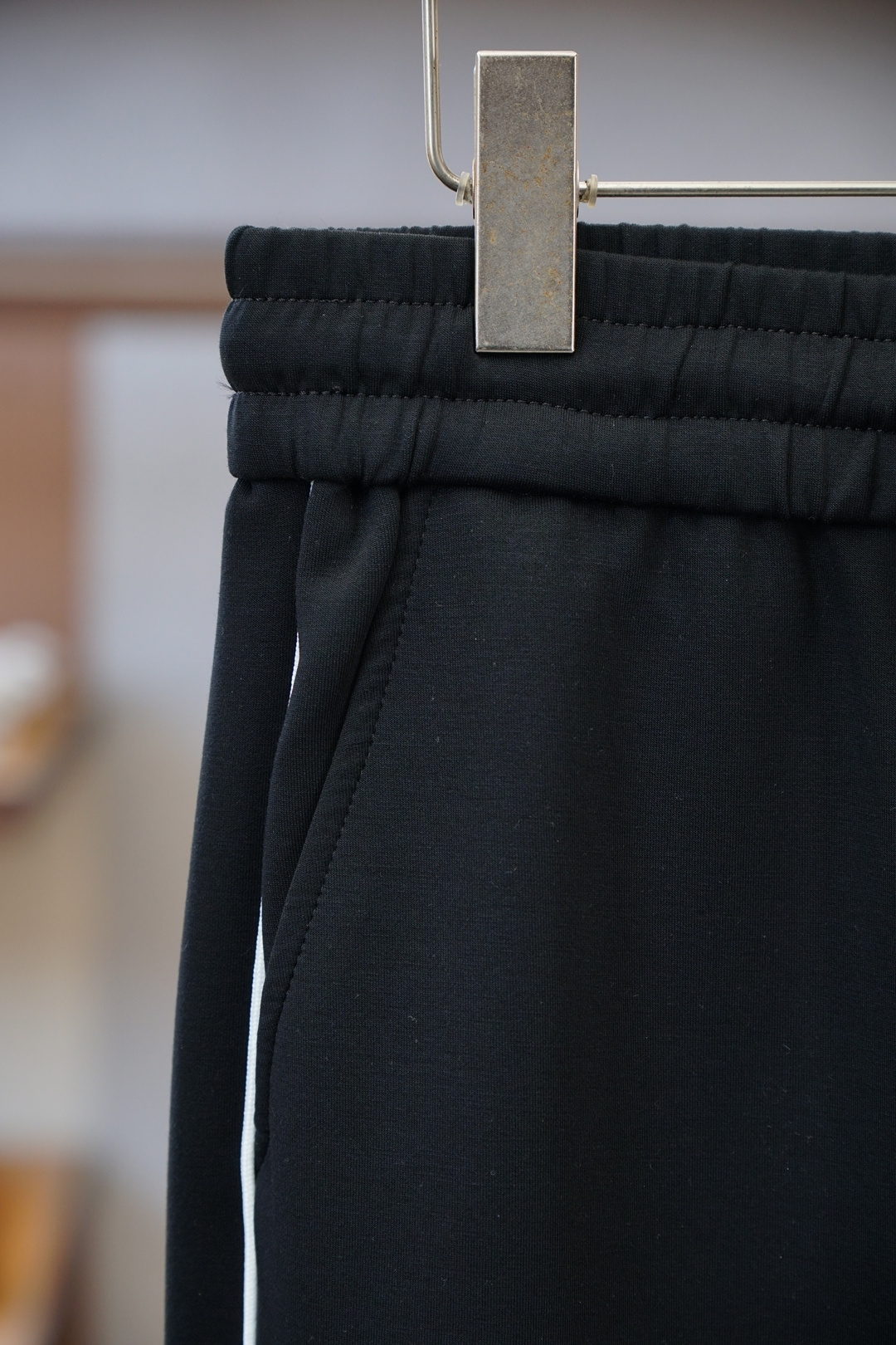 Lv 路易威登-25秋冬 🌟🌟男士精品休闲裤.意大利🇮🇹进口面料，最新款上身版型无敌正!绝对可以闭眼收的