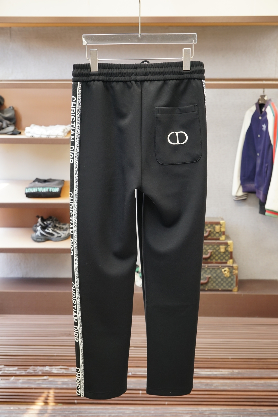 Dior迪奥-25秋冬 🌟🌟男士精品休闲裤.意大利🇮🇹进口面料，最新款上身版型无敌正!绝对可以闭眼收的一