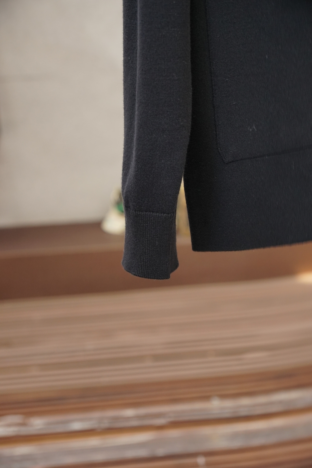 杰尼亚-2025秋冬新款开衫毛衣！优质针织羊毛，简约而不简单。休闲圆领款式，日常搭配出街轻松搭配。做工精