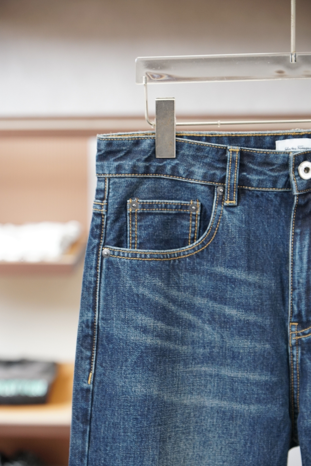 菲拉格慕/专柜限量25/秋冬新品 新品教父级洗水牛仔裤 奢华感25//ss官网专柜9000大洋新品热销 