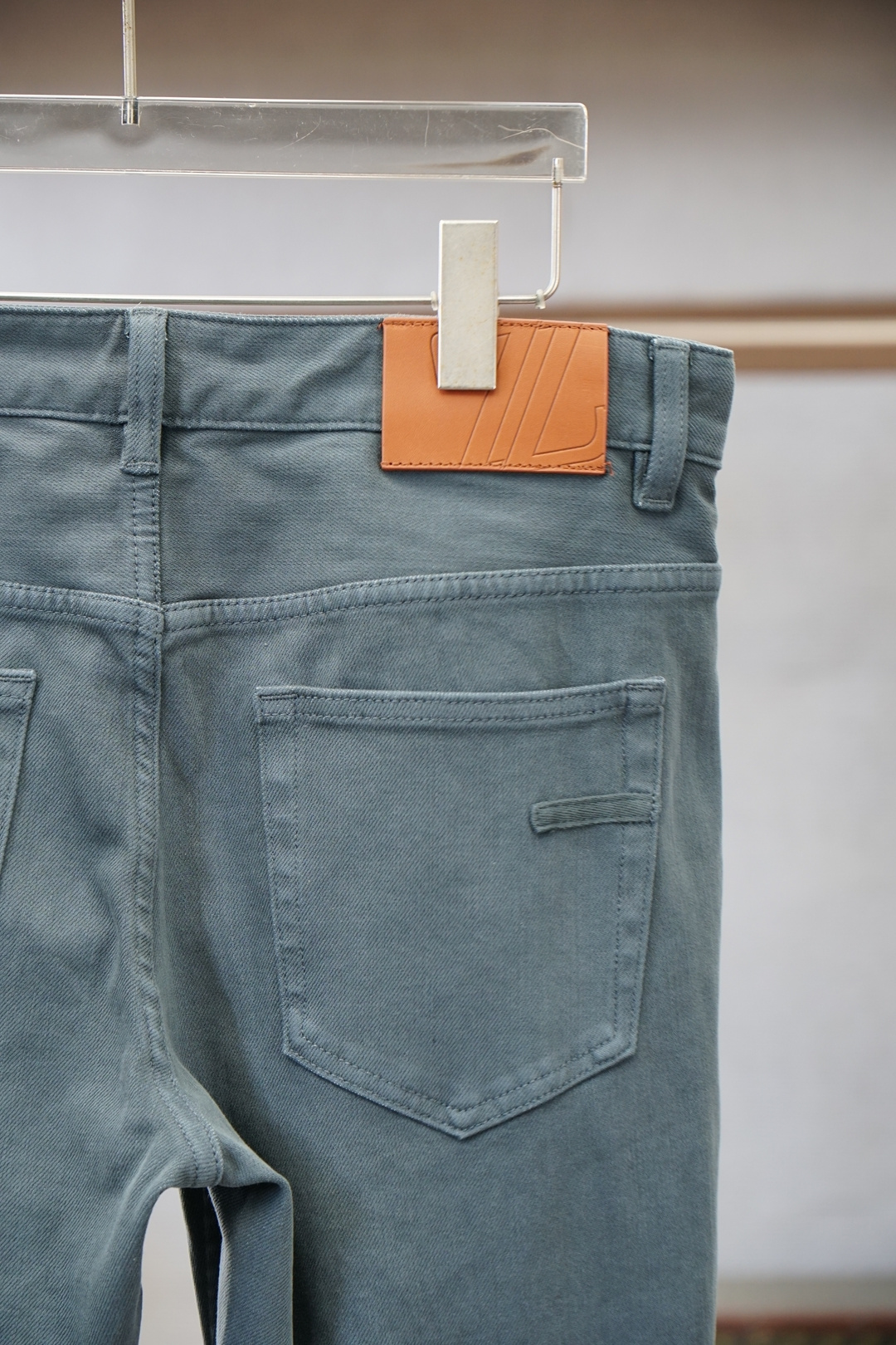 杰尼亚-🌟🌟25年秋冬火爆的老钱阿苏特成衣染匹马棉高级小直筒重磅男士牛仔裤！👾👾藏青色自带沉稳气质，这条