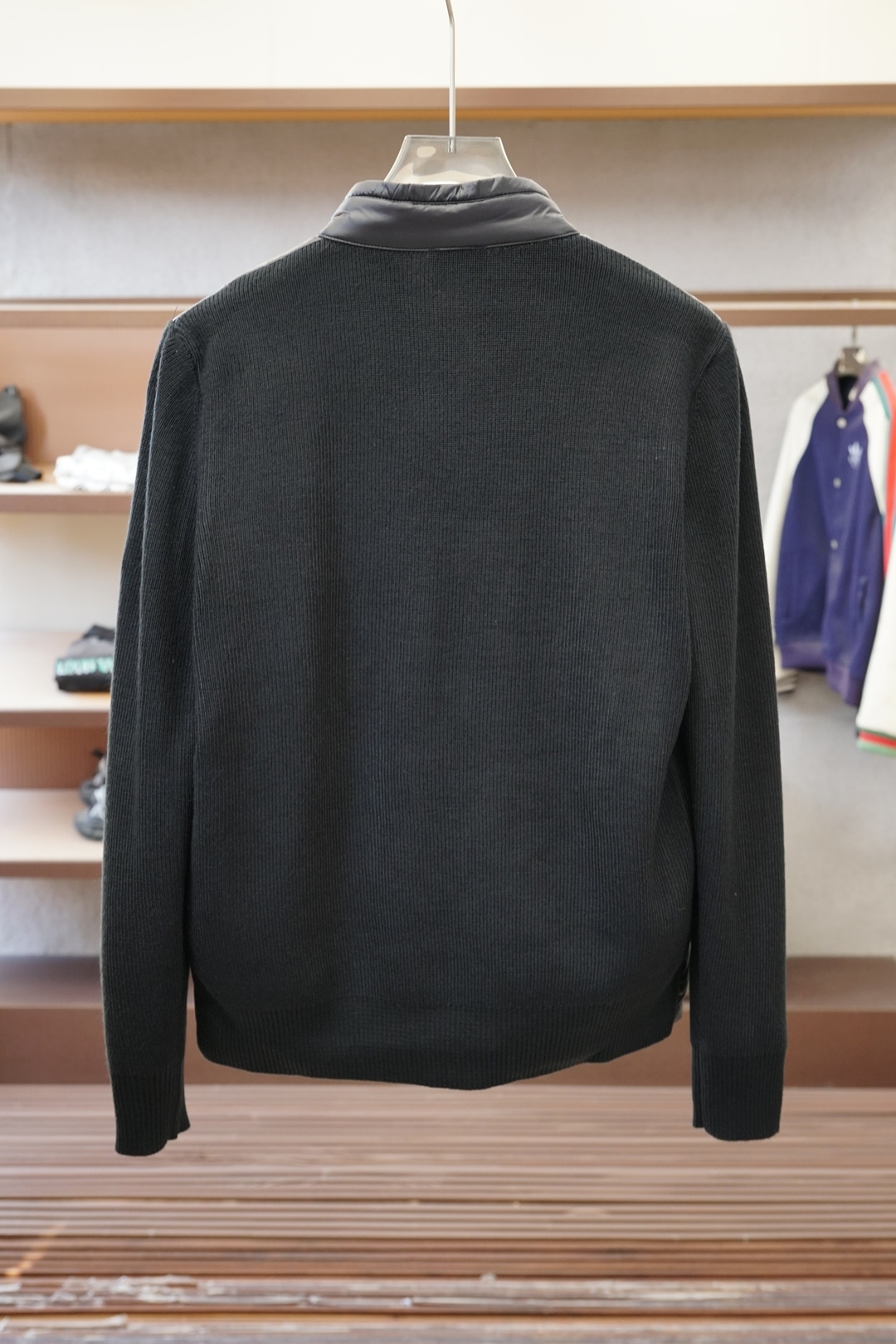 蒙口-2025秋冬款针织拼接羽绒混纺外套 | 品质之选，写意潇洒🐠🐠🐠👕 高品质面料：精选14%绵羊毛，