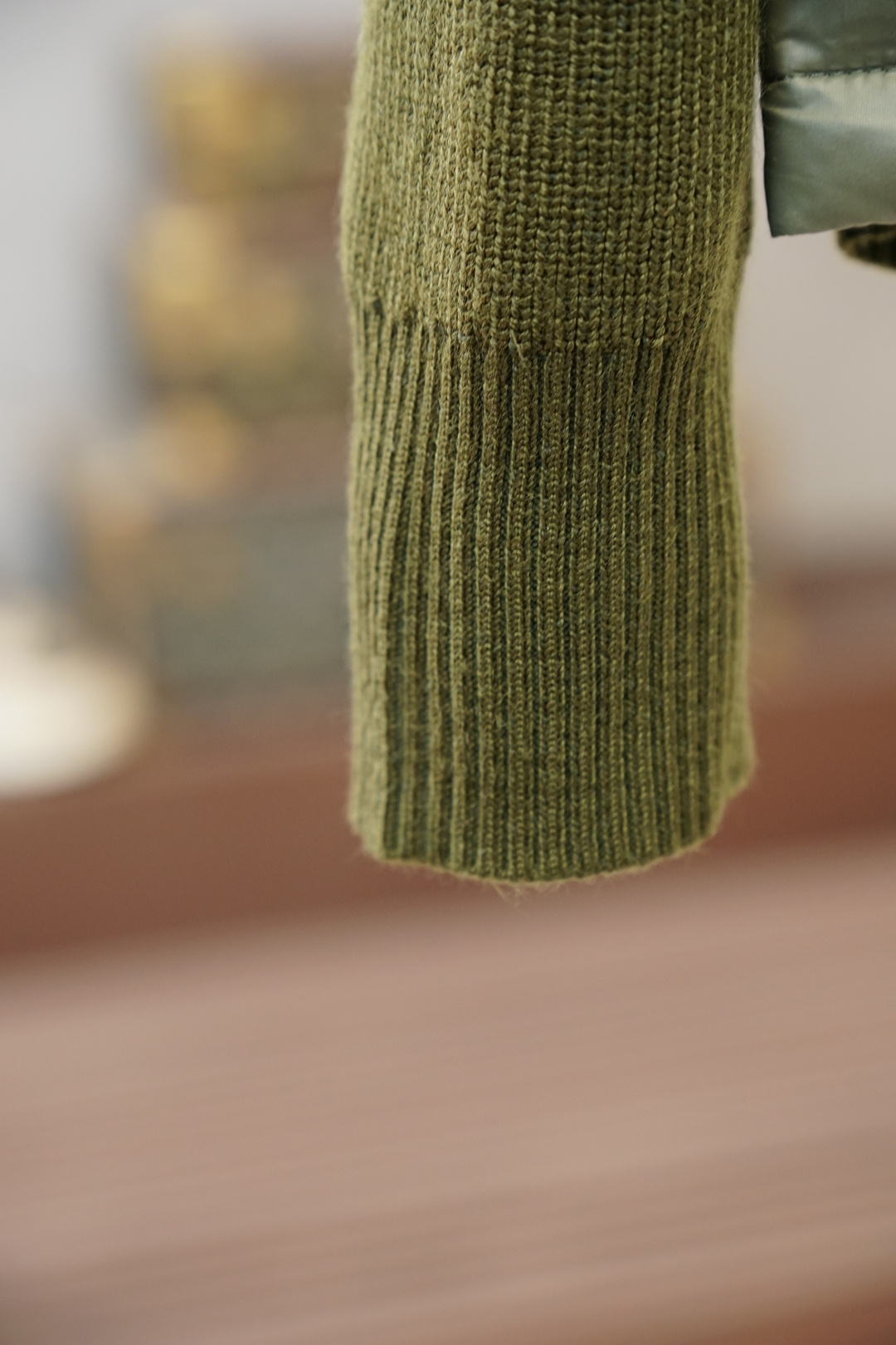 蒙口-2025秋冬款针织拼接羽绒混纺外套 | 品质之选，写意潇洒🐠🐠🐠👕 高品质面料：精选14%绵羊毛，