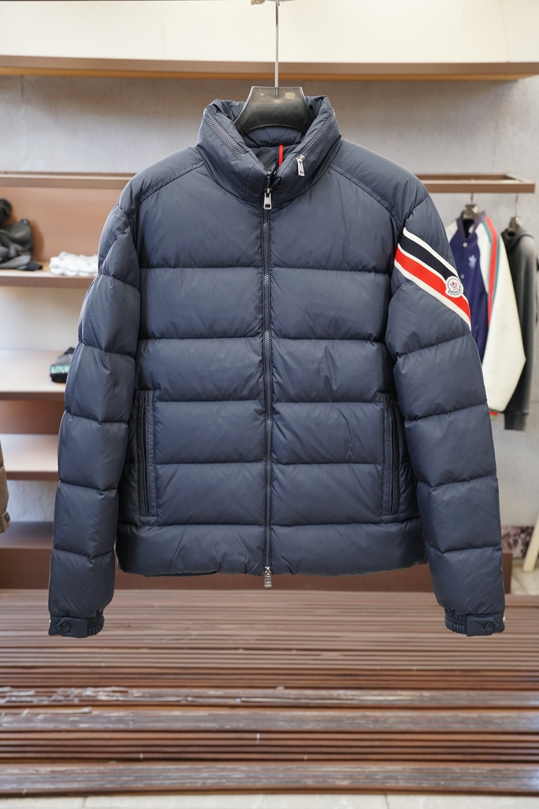 蒙口-2025经典羽绒服羽绒服外套 男女同款冬装新品，高端定制！轻熟商务最爱系列，极简主义风格羽90白鸭