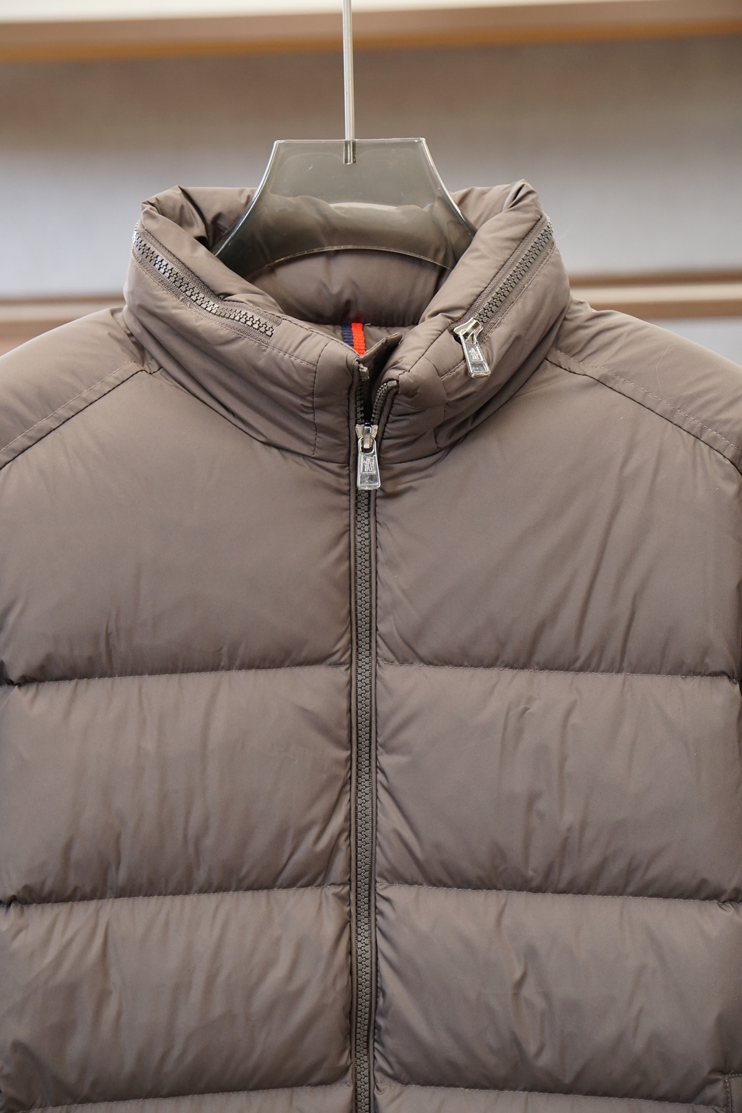 蒙口-2025经典羽绒服羽绒服外套 男女同款冬装新品，高端定制！轻熟商务最爱系列，极简主义风格羽90白鸭