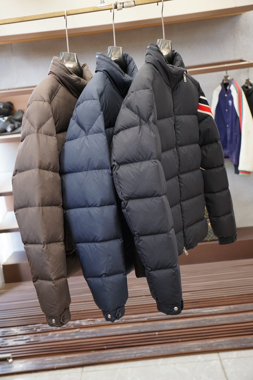 蒙口-2025经典羽绒服羽绒服外套 男女同款冬装新品，高端定制！轻熟商务最爱系列，极简主义风格羽90白鸭