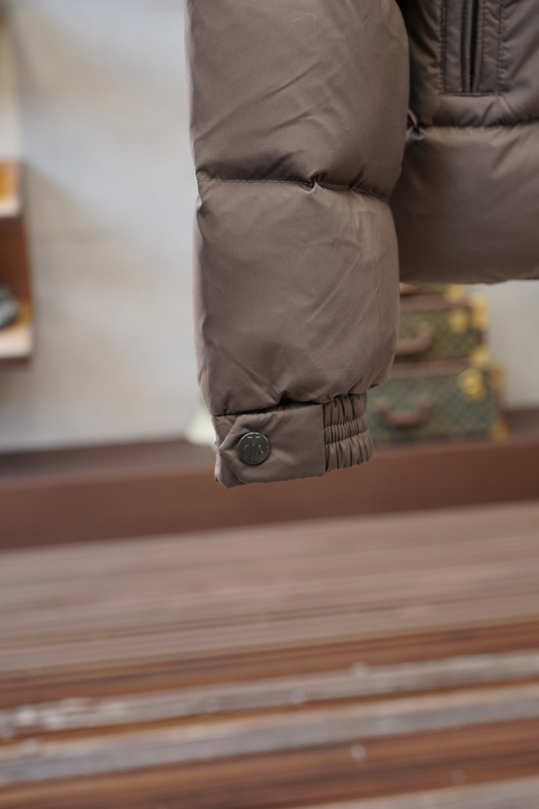 蒙口-2025经典羽绒服羽绒服外套 男女同款冬装新品，高端定制！轻熟商务最爱系列，极简主义风格羽90白鸭