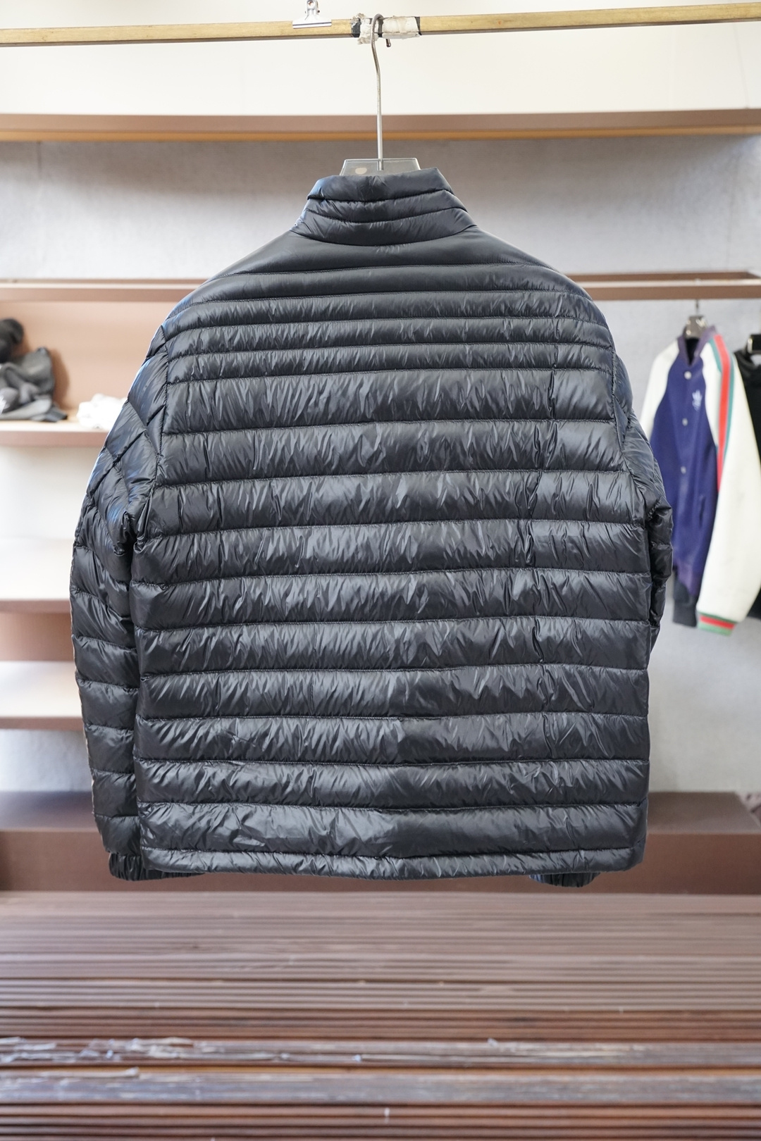 蒙口-2025经典羽绒服薄款外套 男女同款冬装新品，高端定制！轻熟商务最爱系列，极简主义风格羽90白鸭绒