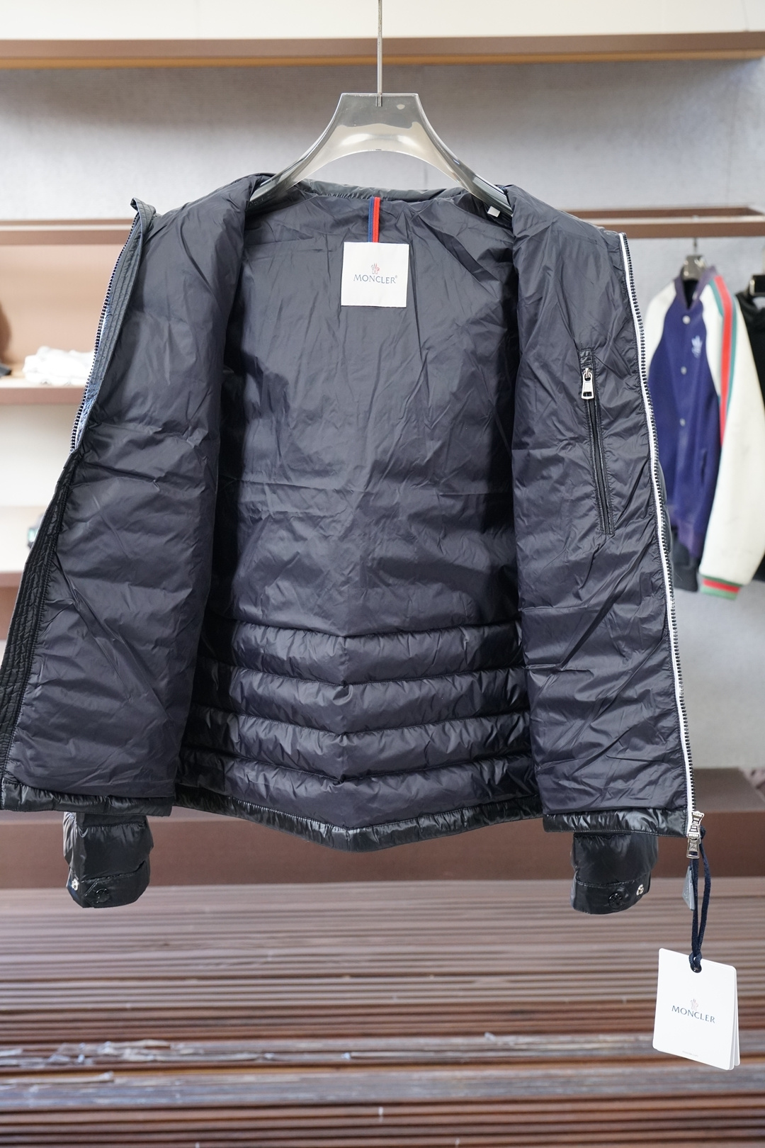 蒙口-2025经典羽绒服薄款外套 男女同款冬装新品，高端定制！轻熟商务最爱系列，极简主义风格羽90白鸭绒