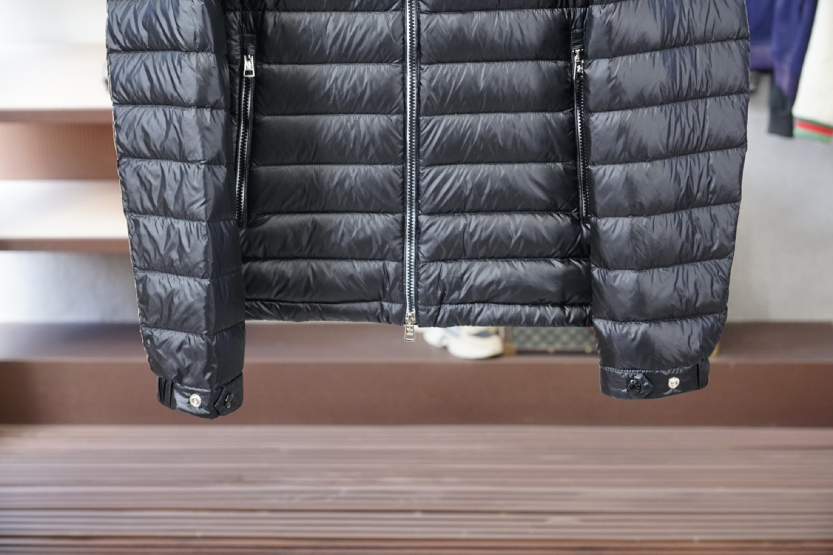 蒙口-2025经典羽绒服薄款外套 男女同款冬装新品，高端定制！轻熟商务最爱系列，极简主义风格羽90白鸭绒