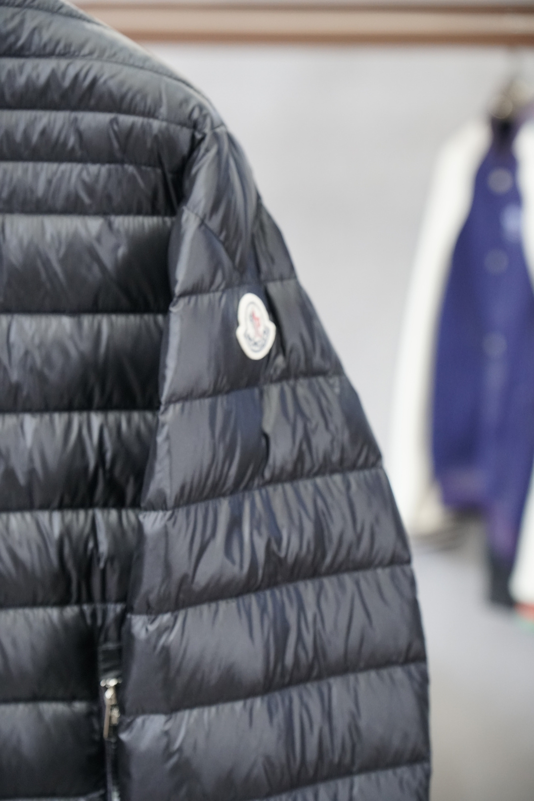 蒙口-2025经典羽绒服薄款外套 男女同款冬装新品，高端定制！轻熟商务最爱系列，极简主义风格羽90白鸭绒