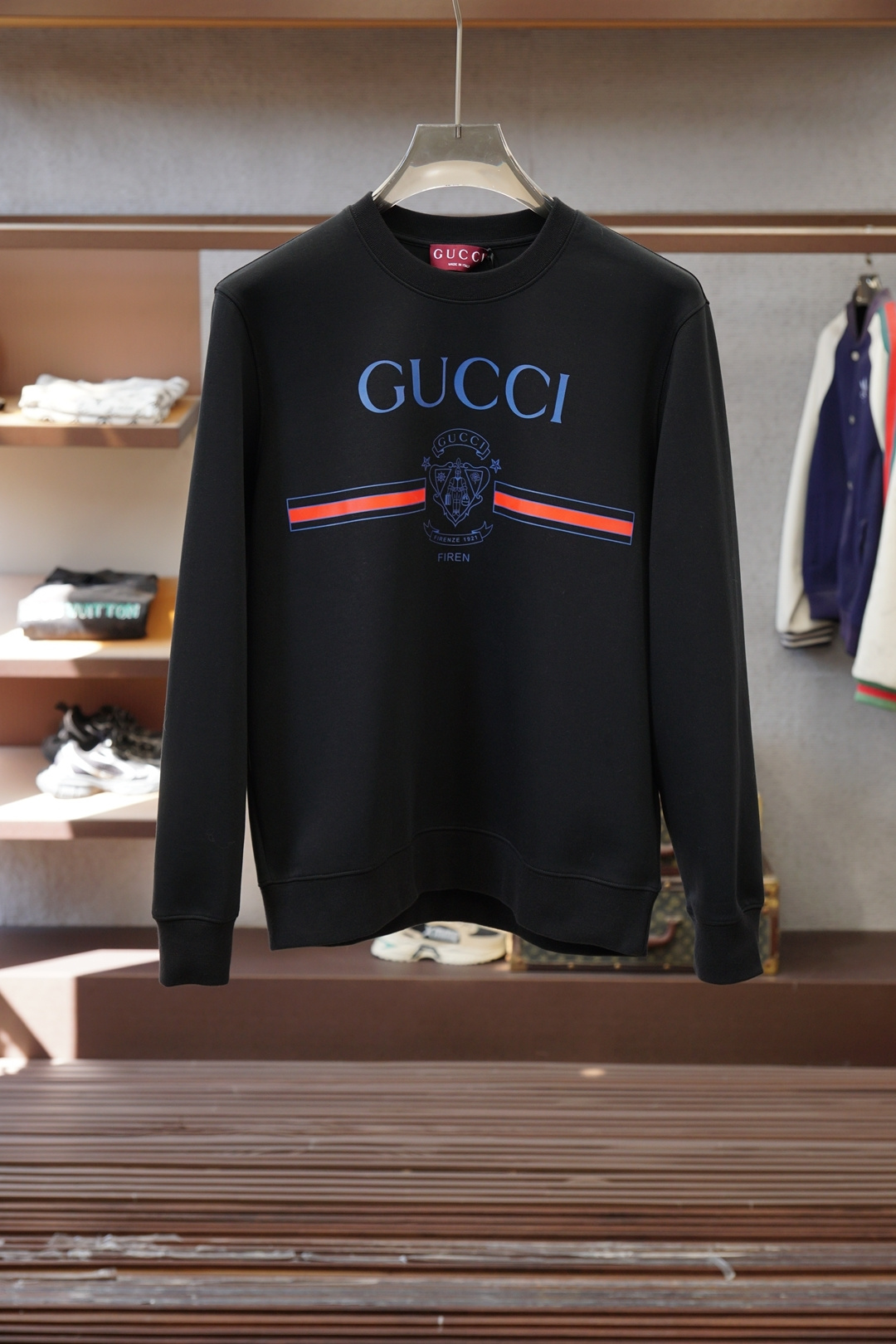 구찌 로고 자수 라운드넥 후드티 1606 Gucci T Shirt