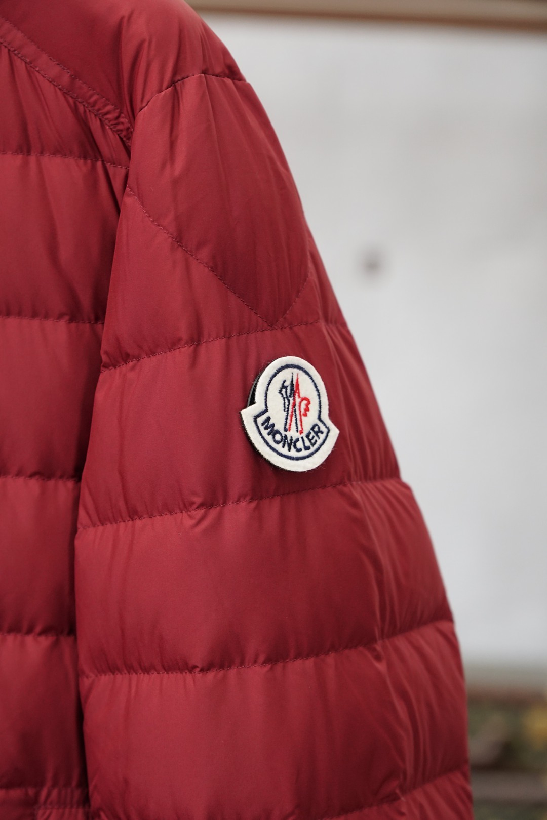 蒙口/2025经典羽绒服薄款连帽外套 男女同款冬装新品，高端定制！轻熟商务最爱系列，极简主义风格羽90白