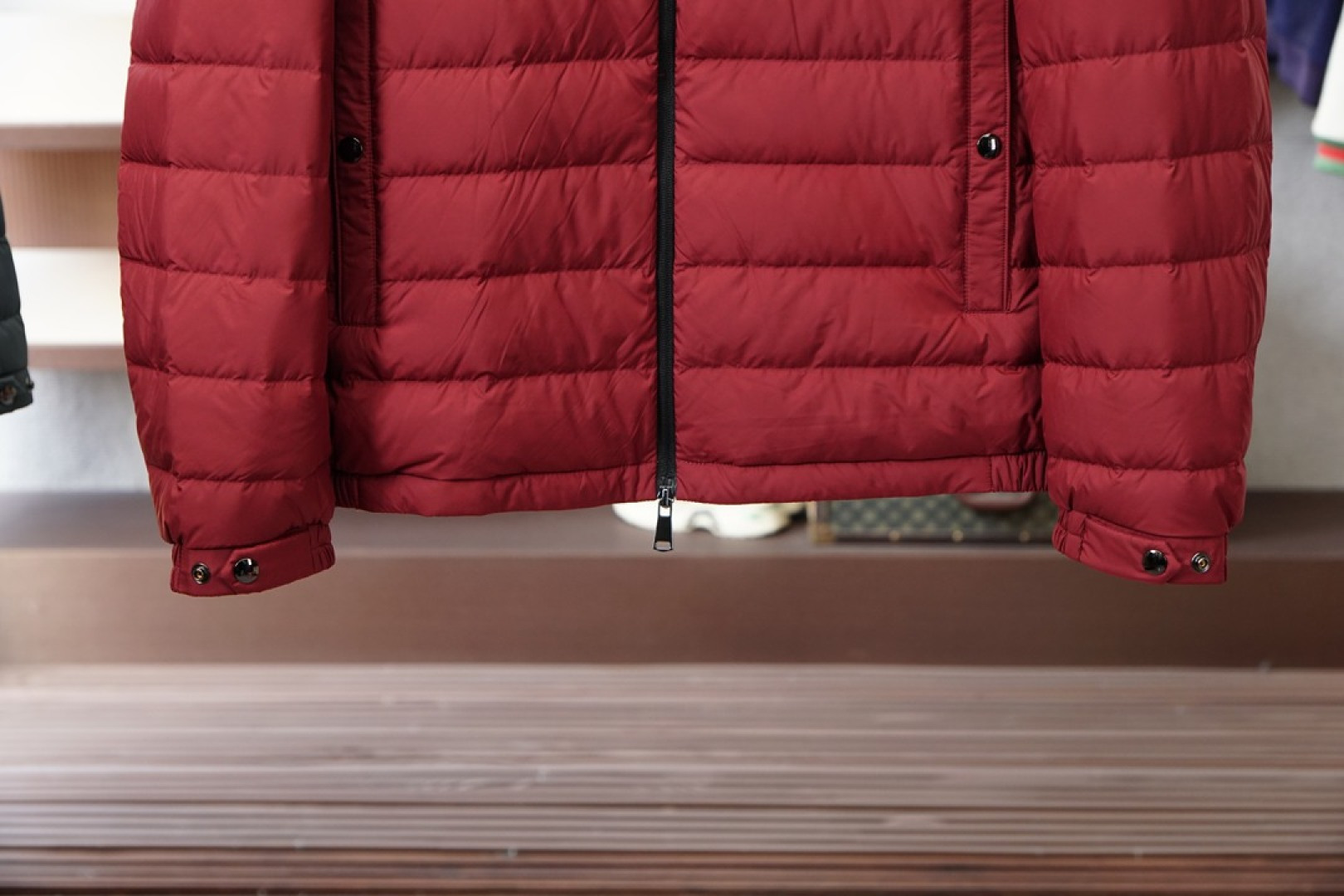 蒙口/2025经典羽绒服薄款连帽外套 男女同款冬装新品，高端定制！轻熟商务最爱系列，极简主义风格羽90白