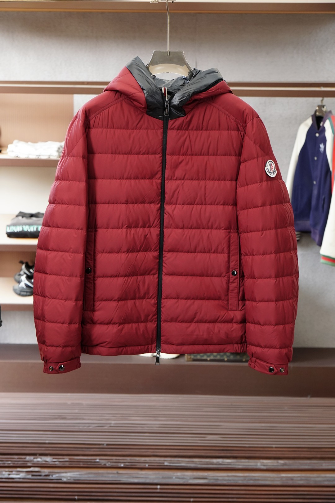 蒙口/2025经典羽绒服薄款连帽外套 男女同款冬装新品，高端定制！轻熟商务最爱系列，极简主义风格羽90白