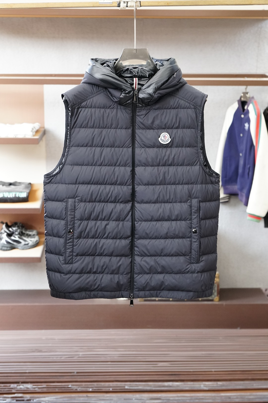 蒙口/25秋冬新款羽绒背心马甲原版1.1顶级打造；官网官，定制YB防风防水尼龙材质 白鹅绒填充内里 整件