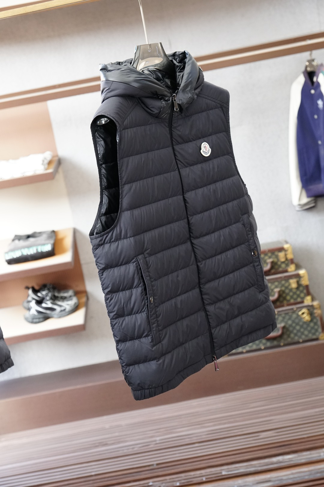 蒙口/25秋冬新款羽绒背心马甲原版1.1顶级打造；官网官，定制YB防风防水尼龙材质 白鹅绒填充内里 整件