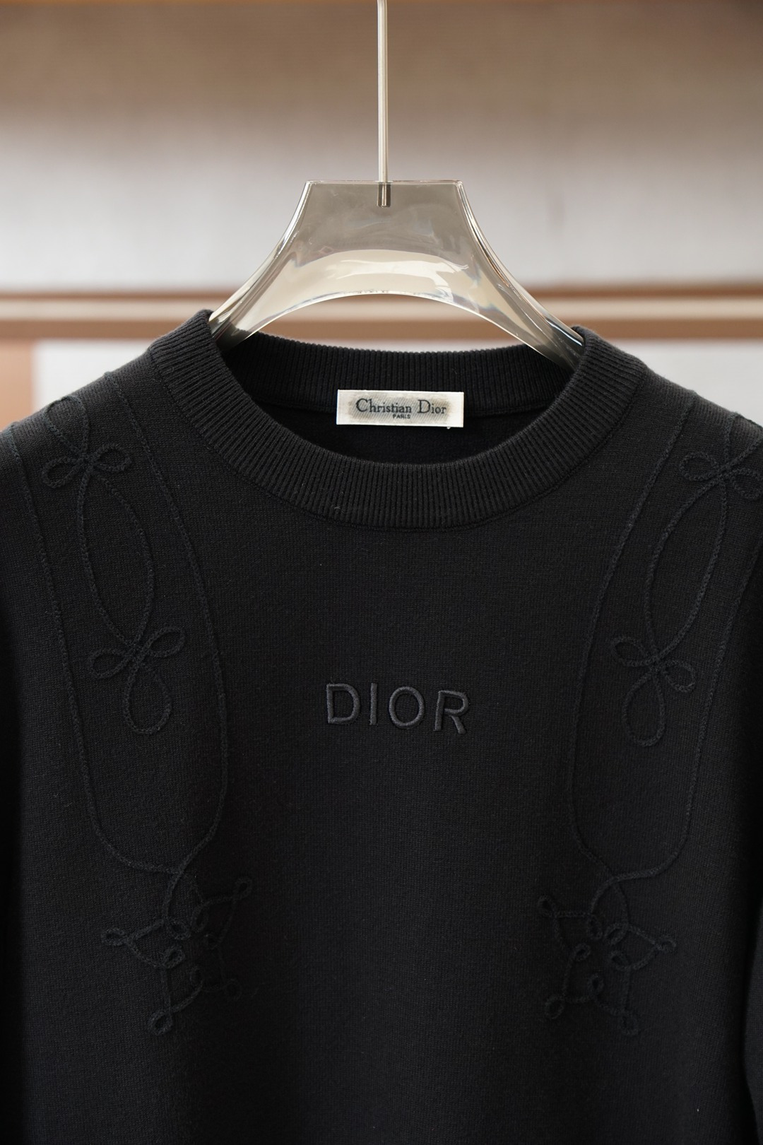 Dior迪奥-2025秋冬新款毛衣！💐💐优质羊毛，简约而不简单。休闲圆领款式，日常搭配出街轻松搭配。做工