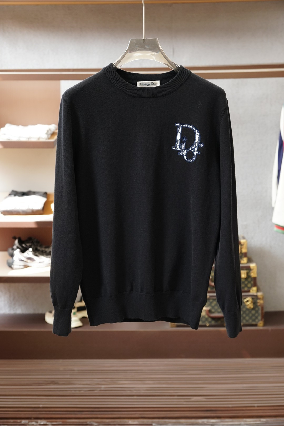 Dior迪奥-2025秋冬新款毛衣！💐💐优质羊毛，简约而不简单。休闲圆领款式，日常搭配出街轻松搭配。做工