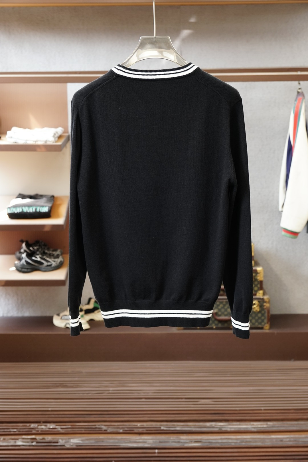 Gucci古奇/2025秋冬新款毛衣！💐💐优质羊毛，简约而不简单。休闲圆领款式，日常搭配出街轻松搭配。做