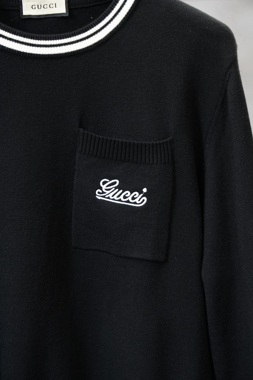 Gucci古奇/2025秋冬新款毛衣！💐💐优质羊毛，简约而不简单。休闲圆领款式，日常搭配出街轻松搭配。做