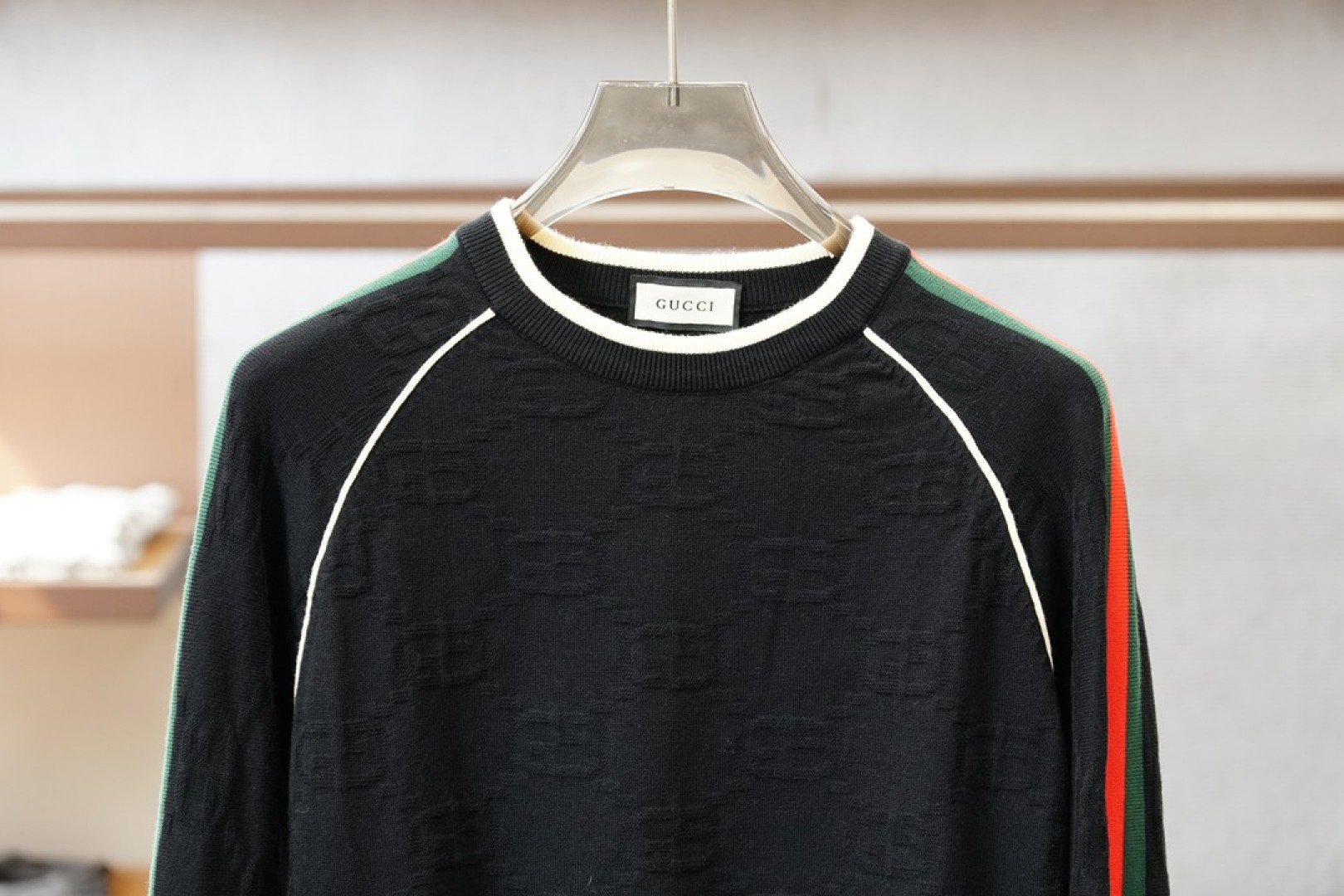 Gucci古奇2025秋冬新款毛衣！💐💐优质羊毛，简约而不简单。休闲圆领款式，日常搭配出街轻松搭配。做工