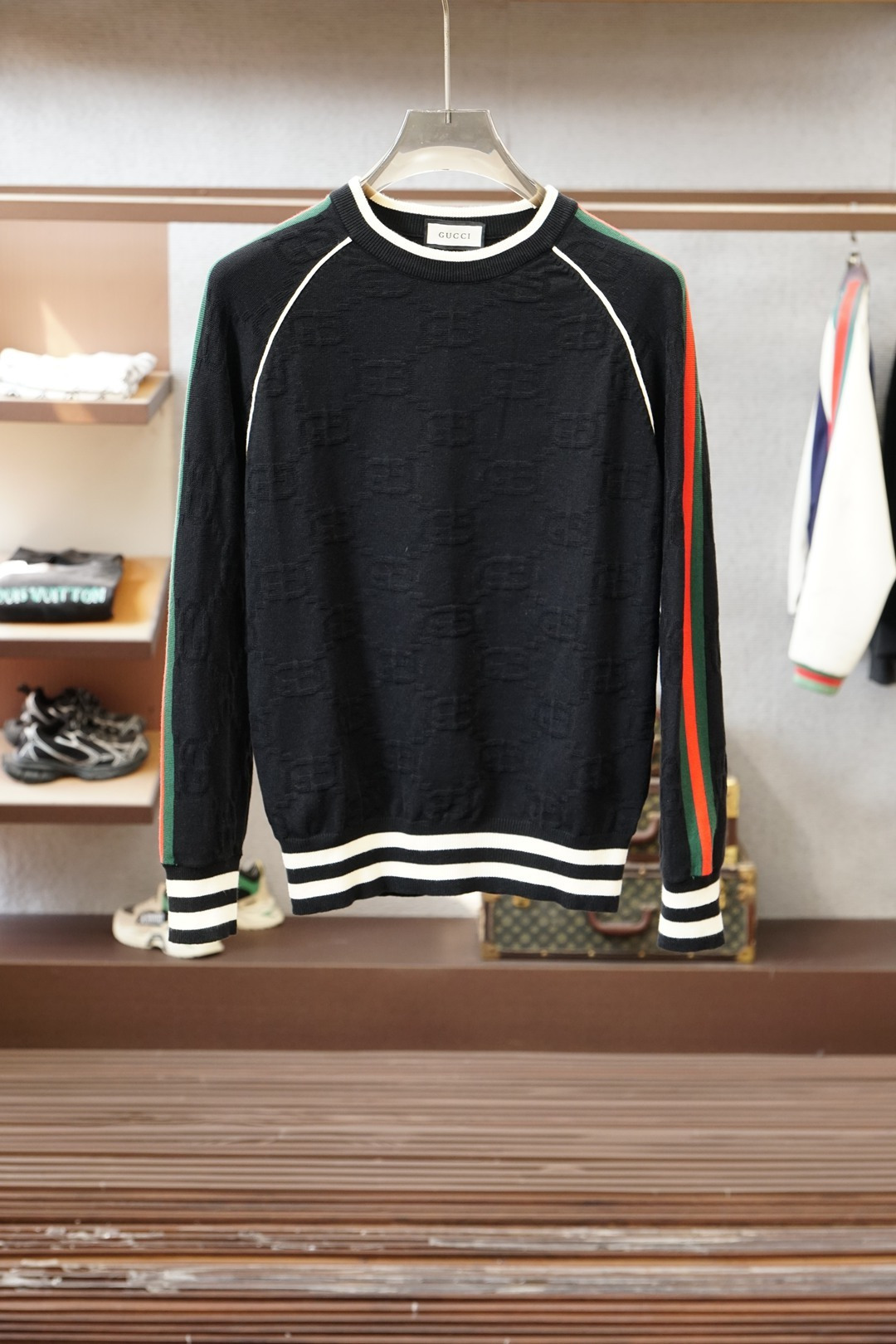 Gucci古奇2025秋冬新款毛衣！💐💐优质羊毛，简约而不简单。休闲圆领款式，日常搭配出街轻松搭配。做工