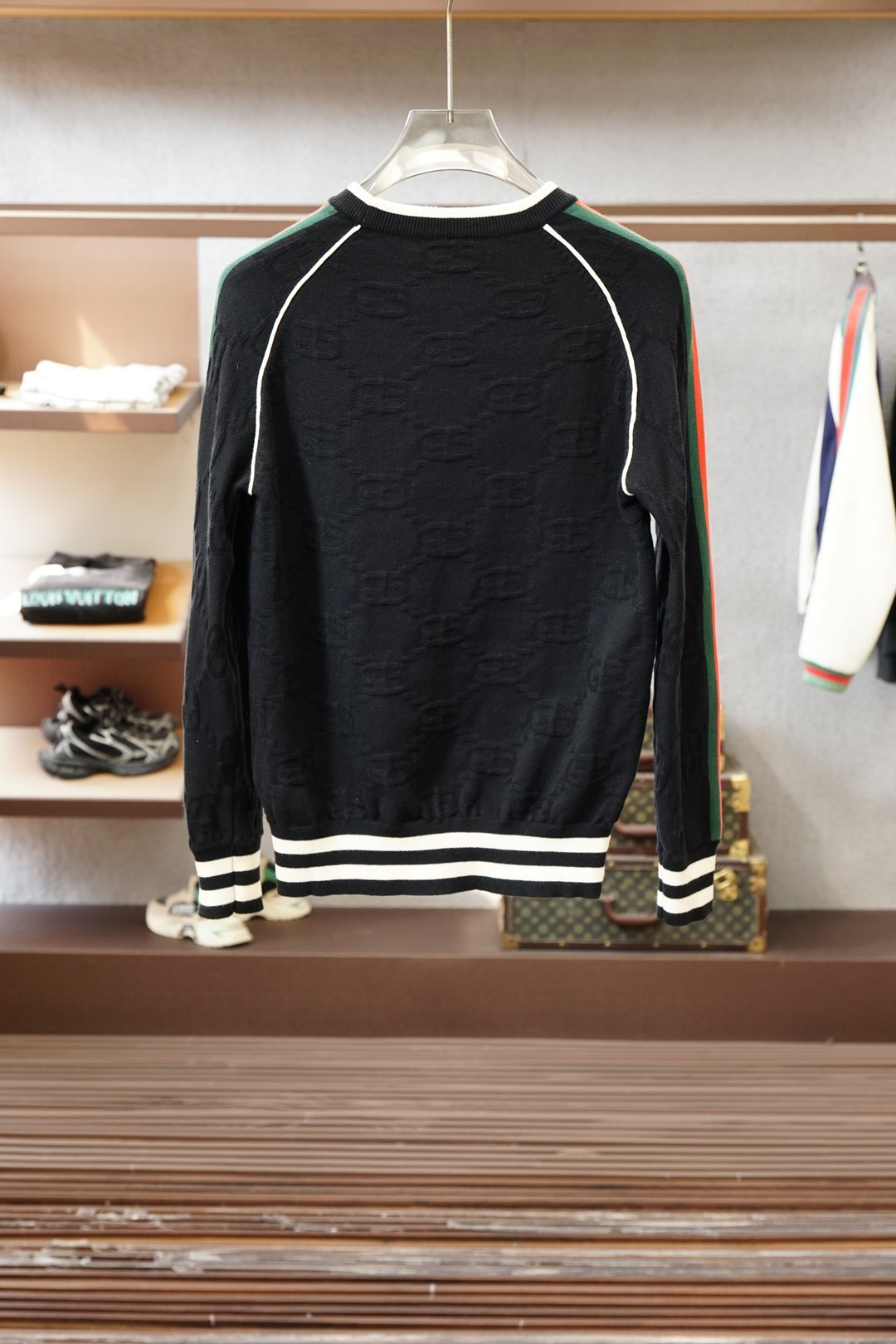 Gucci古奇2025秋冬新款毛衣！💐💐优质羊毛，简约而不简单。休闲圆领款式，日常搭配出街轻松搭配。做工