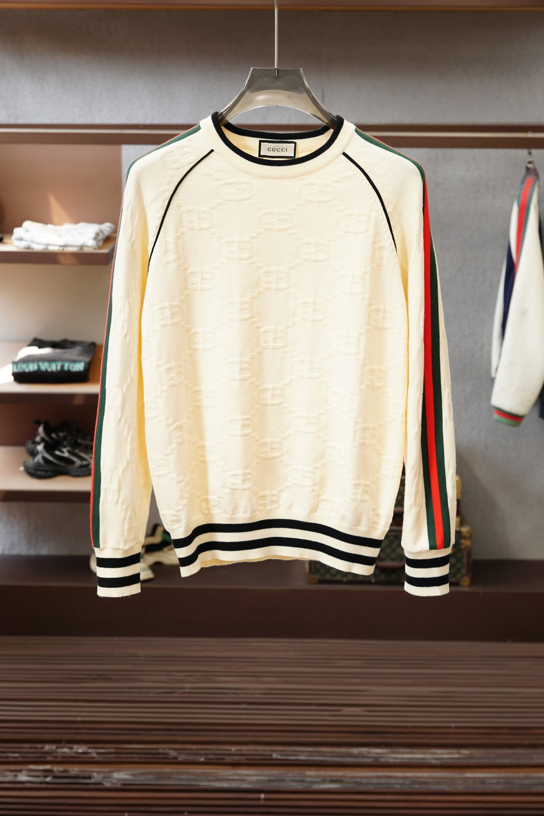 Gucci古奇2025秋冬新款毛衣！💐💐优质羊毛，简约而不简单。休闲圆领款式，日常搭配出街轻松搭配。做工