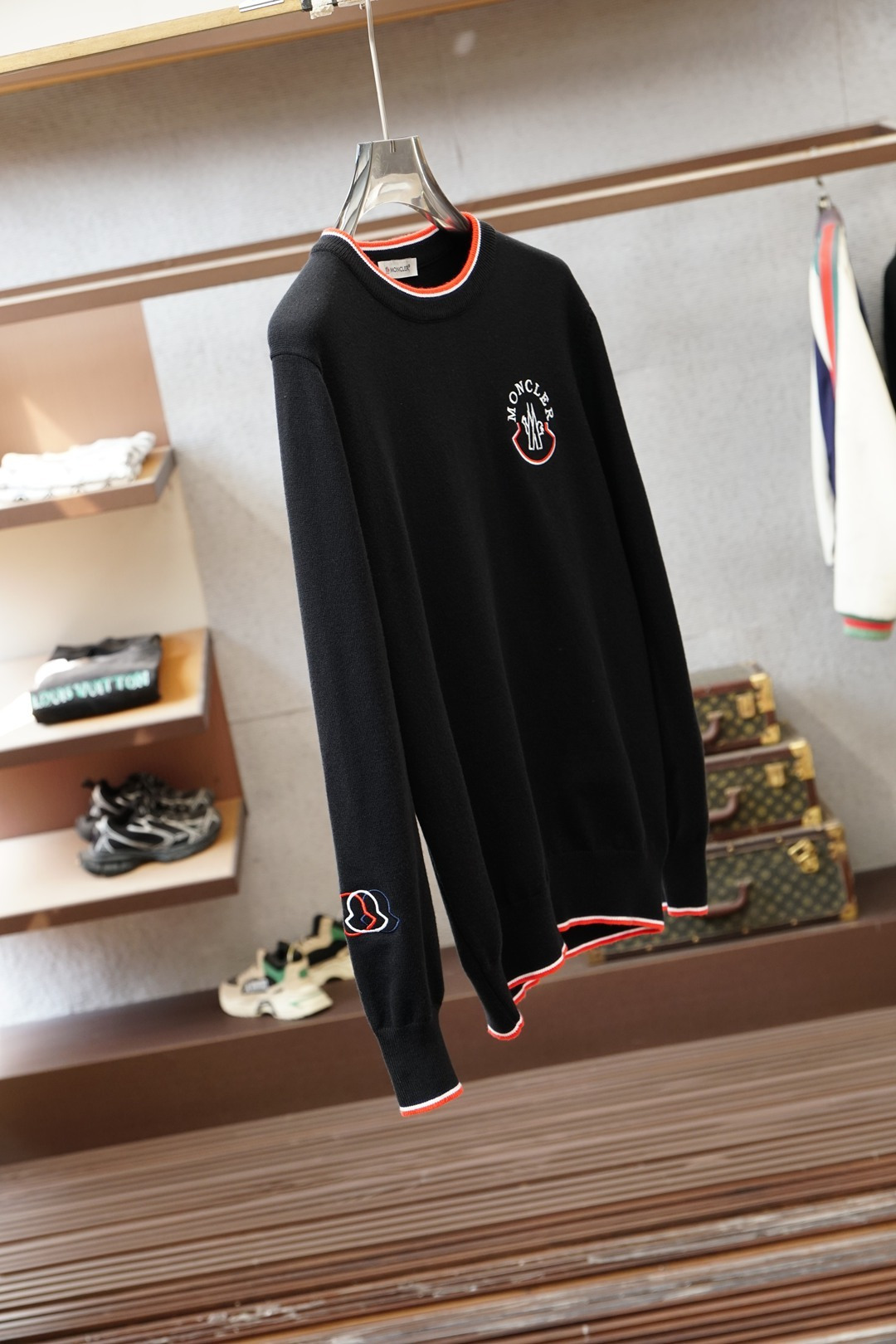 蒙口/2025秋冬新款毛衣！💐💐优质羊毛，简约而不简单。休闲圆领款式，日常搭配出街轻松搭配。做工精细 针