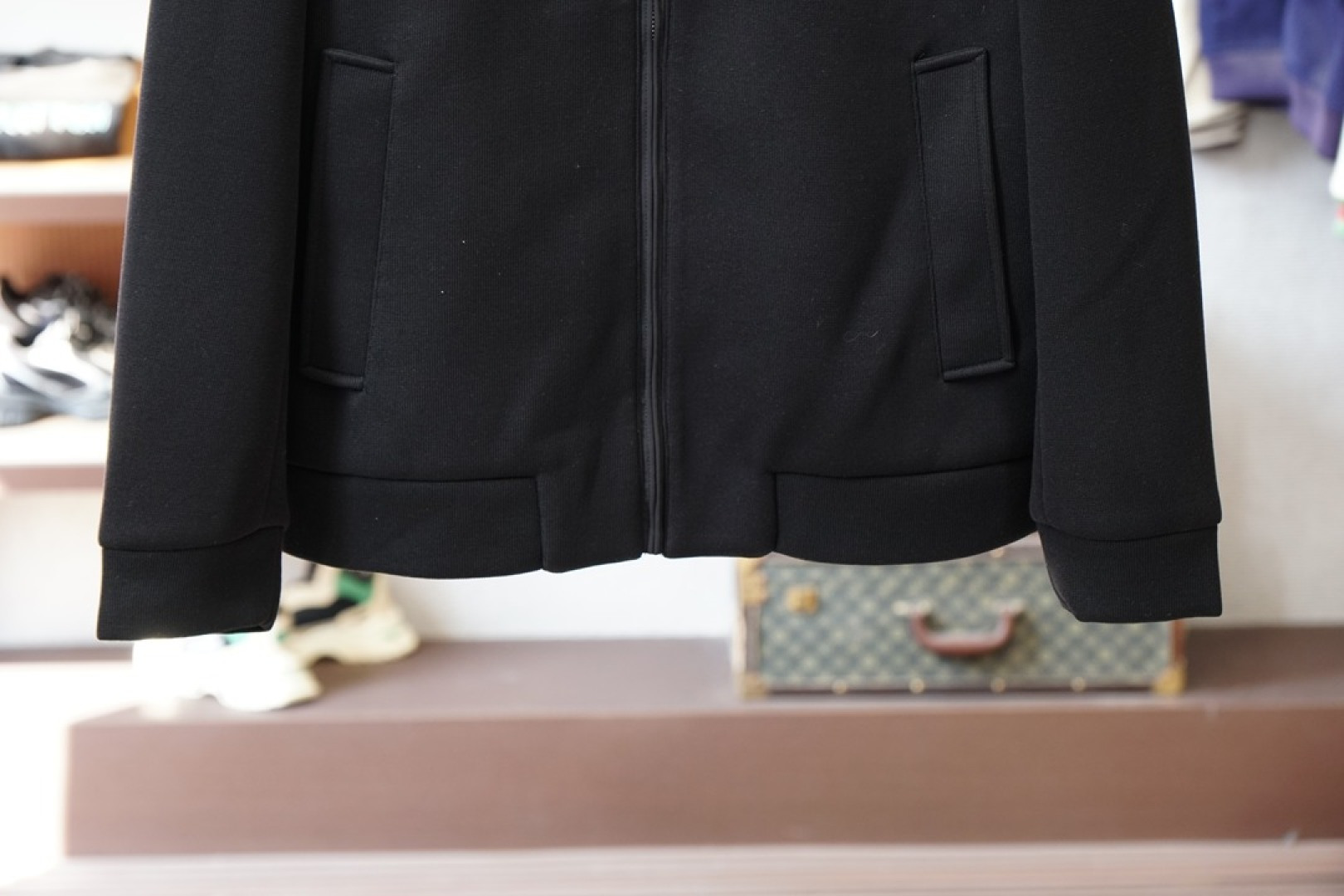 杰尼亚/25秋冬羊毛外套，⚡️⚡️加厚羊毛实穿性强 风格独特。材质，质感细腻硬朗光滑！时尚复古风格浓郁！