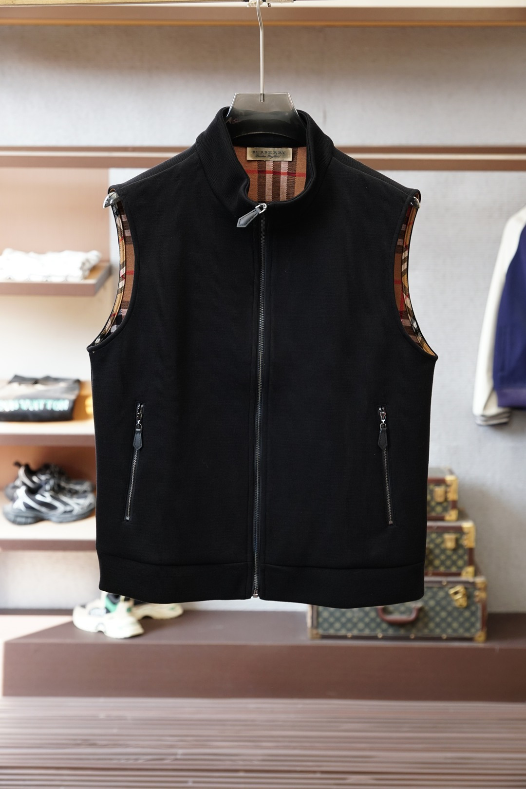 巴宝莉/2025秋冬系列新品🎊🎊-L男士时尚羊毛马甲👍🏼经典品牌图案设计！今年最流行的新品品牌系列，色泽