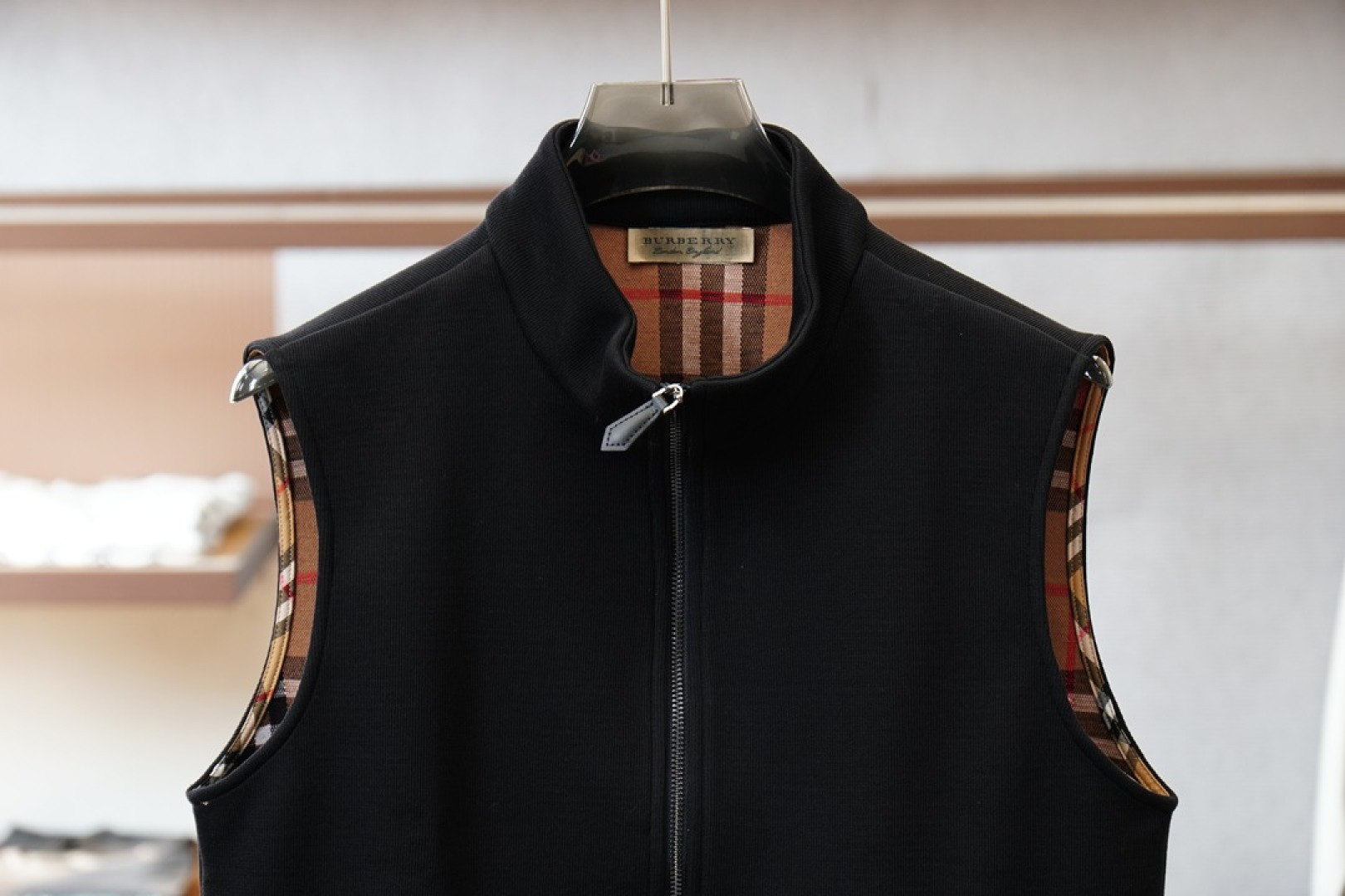 巴宝莉/2025秋冬系列新品🎊🎊-L男士时尚羊毛马甲👍🏼经典品牌图案设计！今年最流行的新品品牌系列，色泽