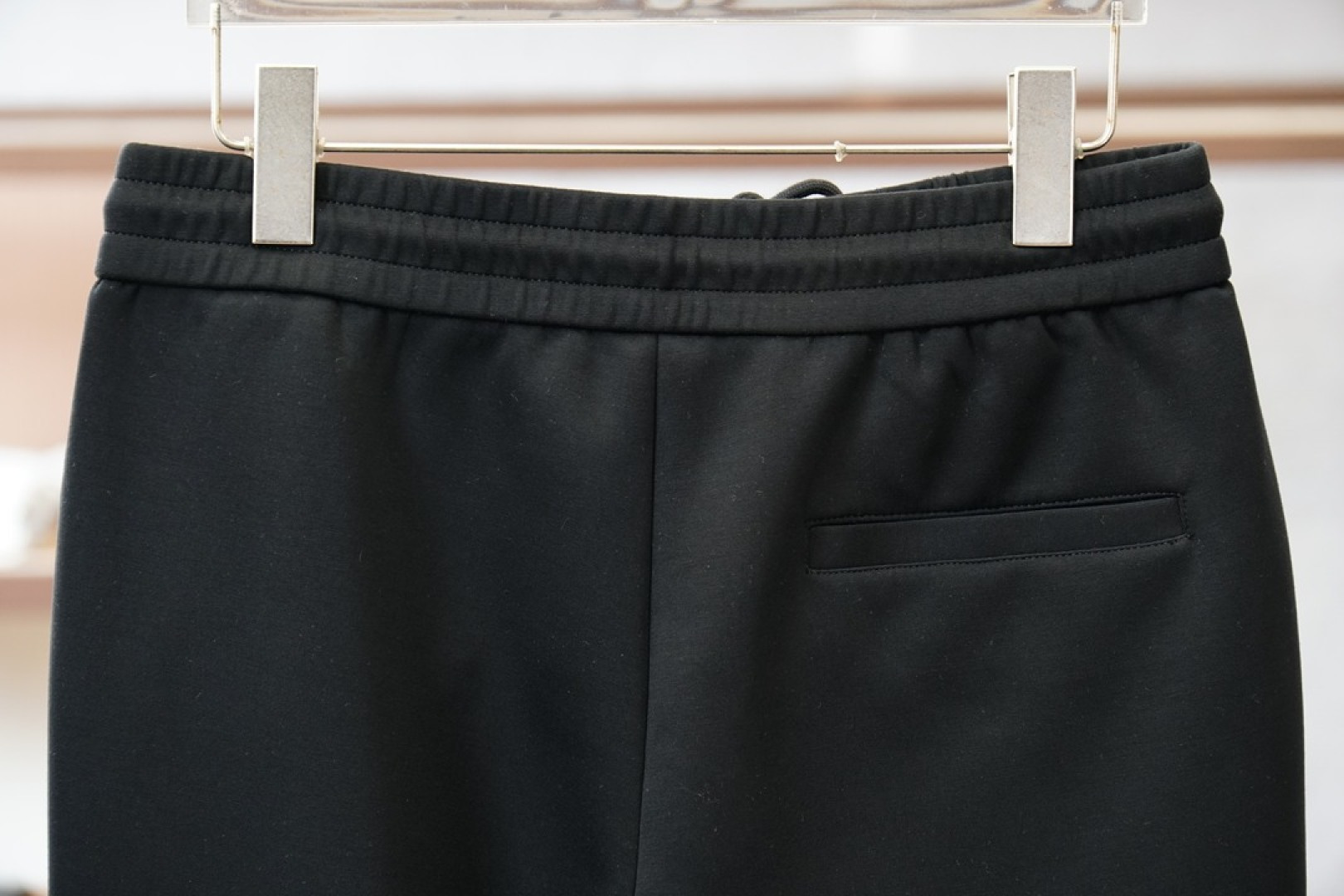 BC-2025秋冬 全品相订单，保暖有型 羊毛呢混纺松紧腰直脚休闲裤 经典百搭 标志五金的点缀，松紧腰抽