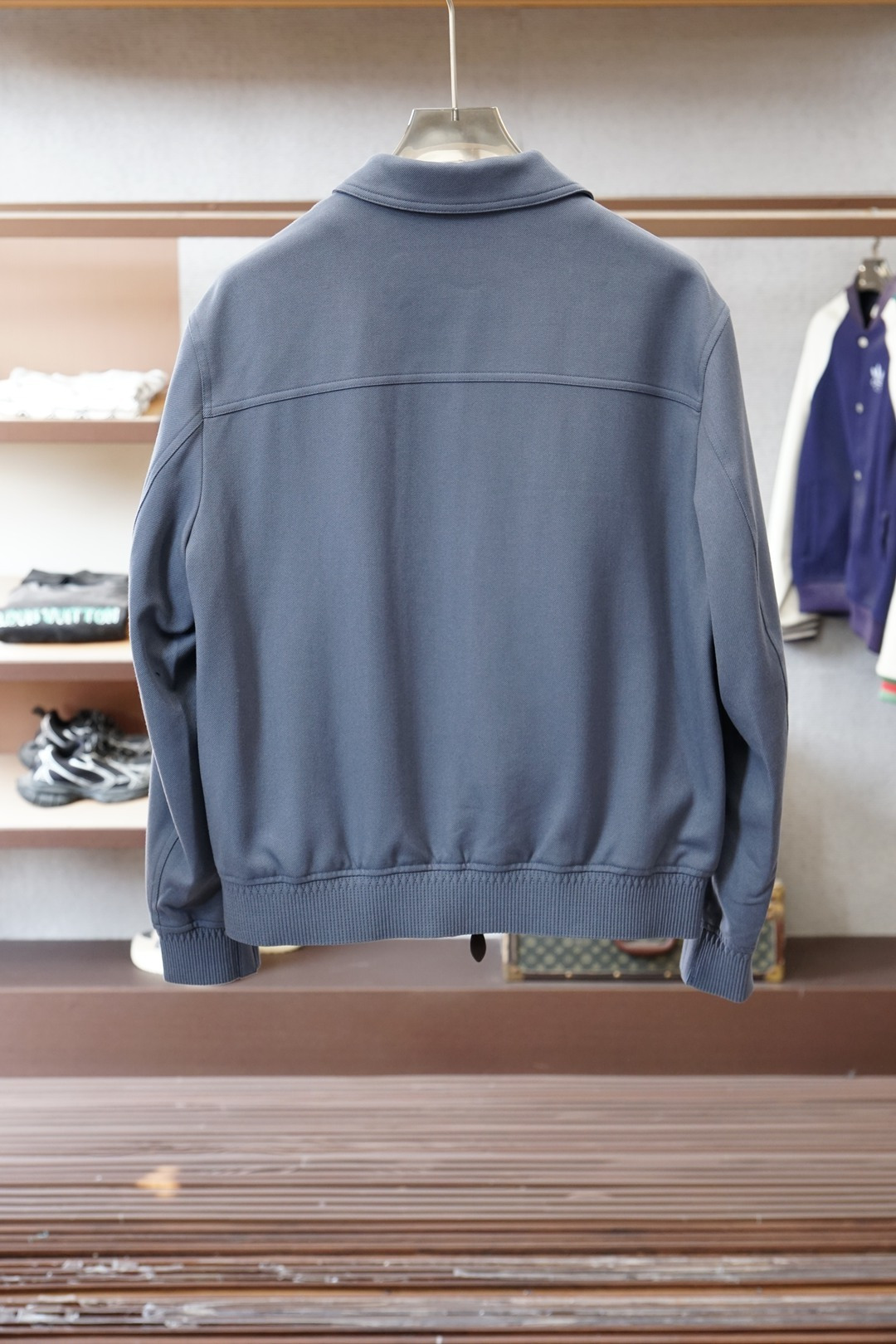 杰尼亚/25秋冬羊毛外套，⚡️⚡️加厚羊毛实穿性强 风格独特。材质，质感细腻硬朗光滑！时尚复古风格浓郁！