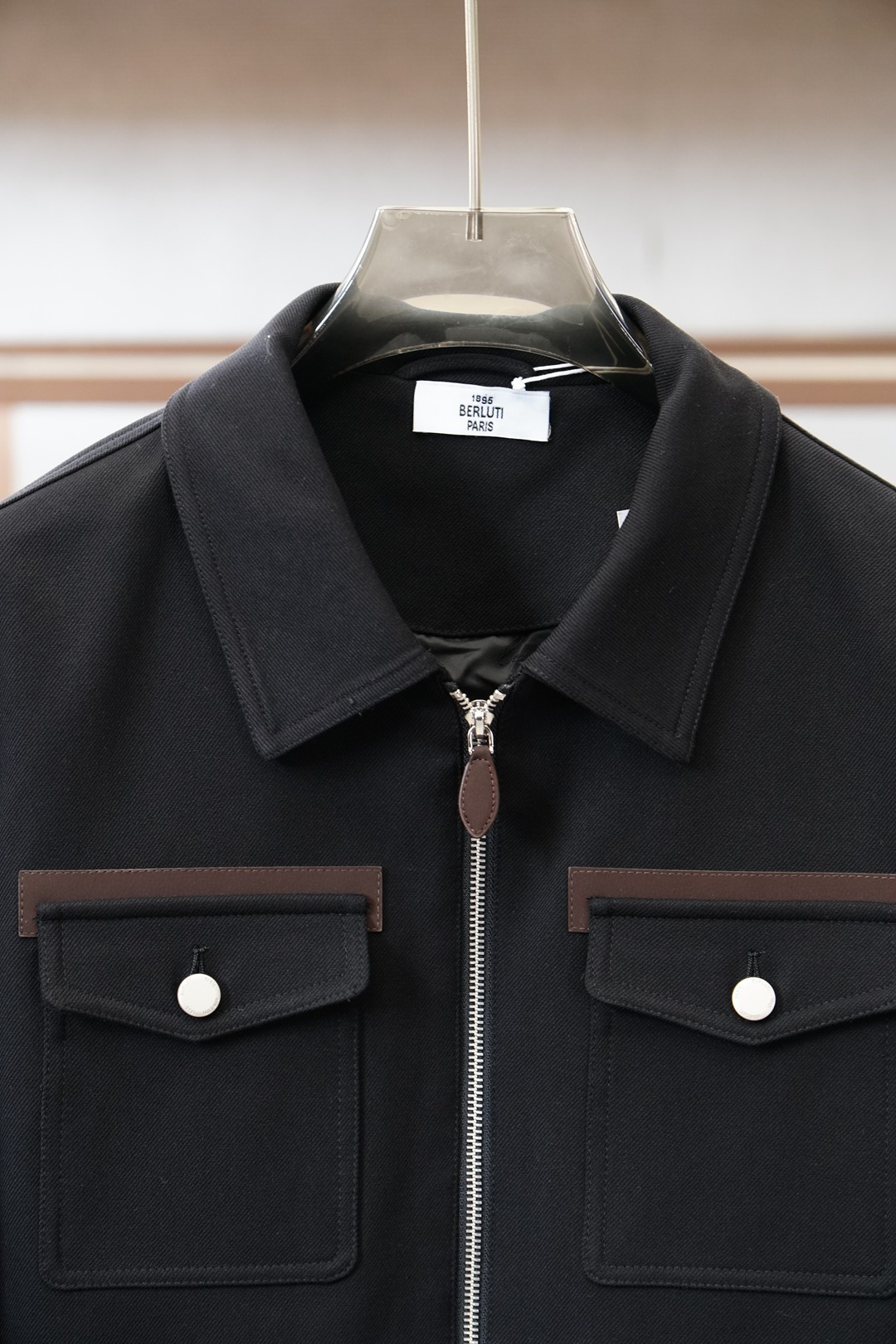 杰尼亚/25秋冬羊毛外套，⚡️⚡️加厚羊毛实穿性强 风格独特。材质，质感细腻硬朗光滑！时尚复古风格浓郁！