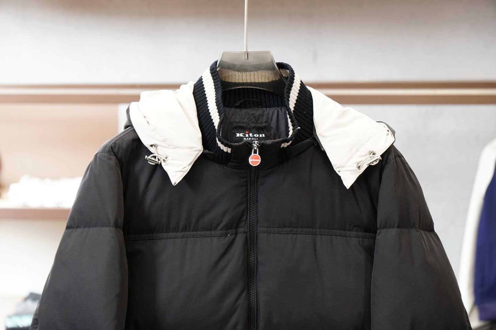 Kiton 奇顿-羽绒服，冬日质感穿搭天花板终于挖到宝了！羽绒服直接承包我整个冬天的穿搭✨面料的质感真的